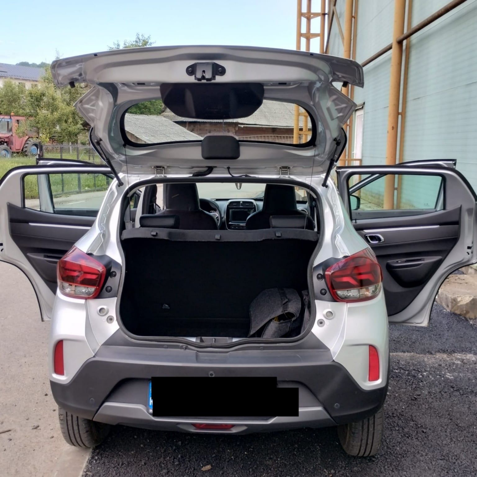 Vand Dacia Spring Expression 2023 - 2