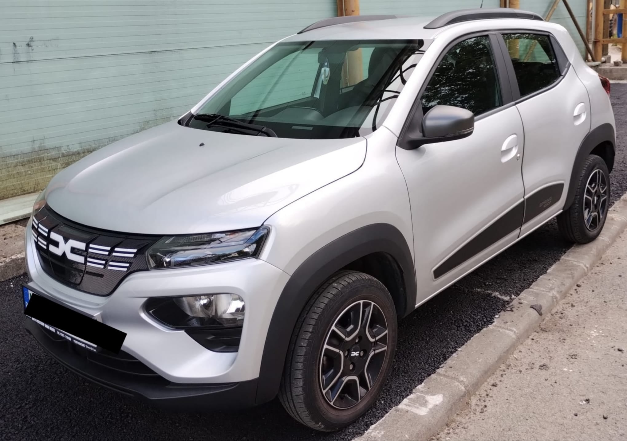 Vand Dacia Spring Expression 2023