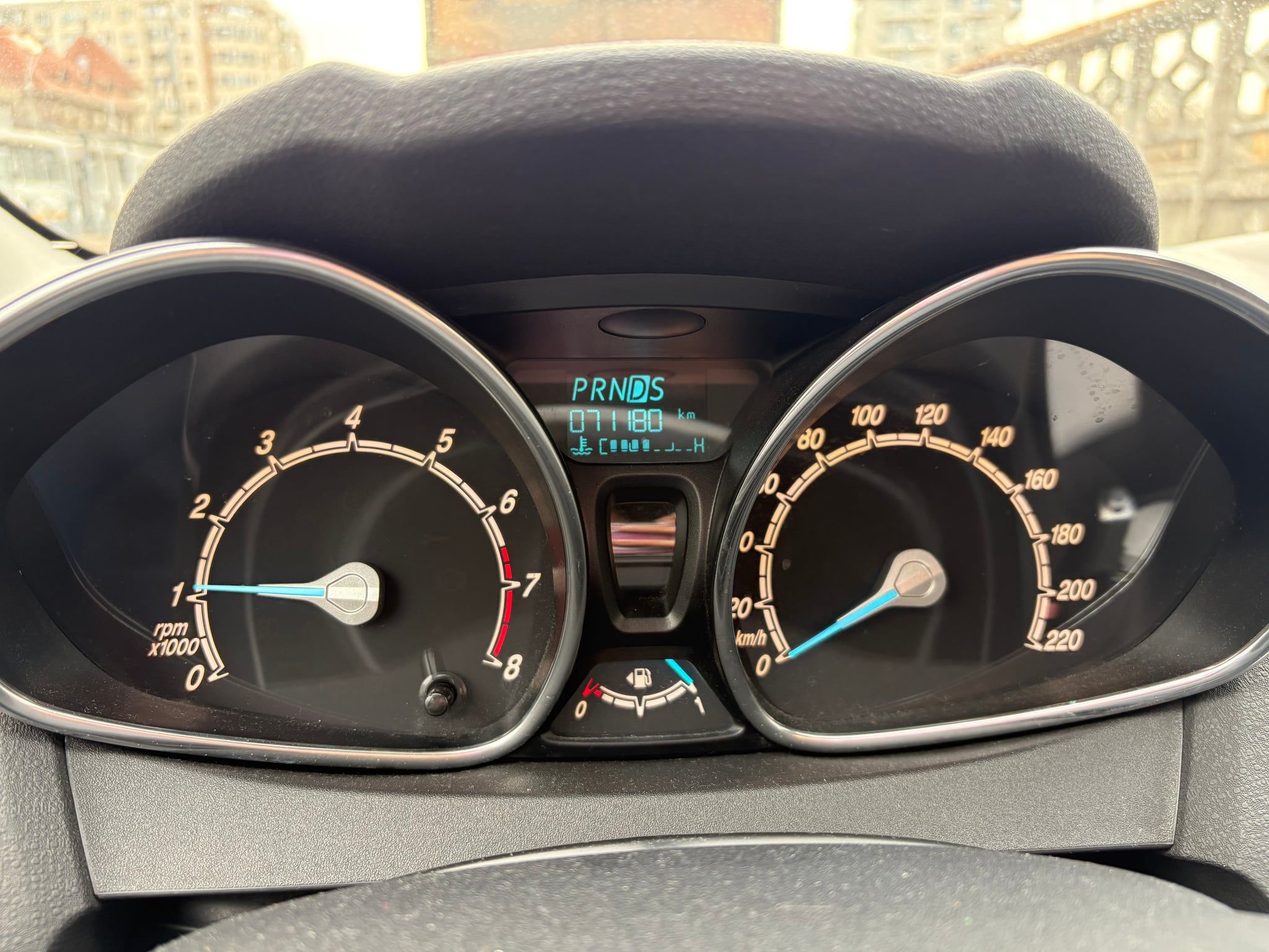 Ford Fiesta 2016 automata - 5