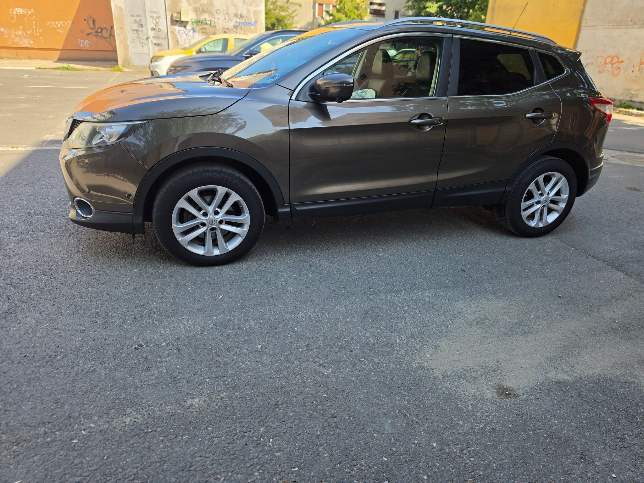 Vând Nissan Qashqai J11 1.6 DCI X-Tronic  TEKNA - 18