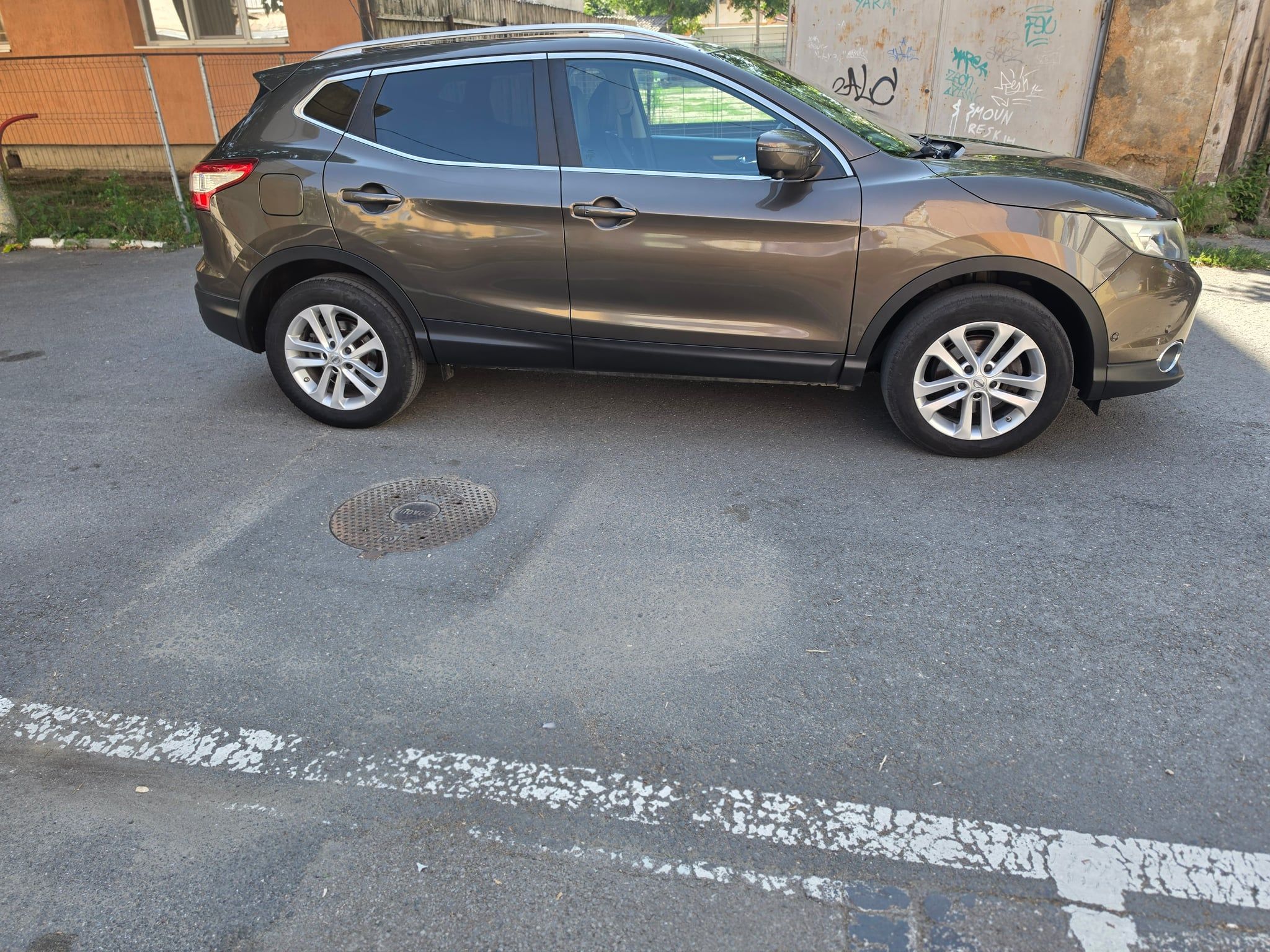 Vând Nissan Qashqai J11 1.6 DCI X-Tronic  TEKNA - 12