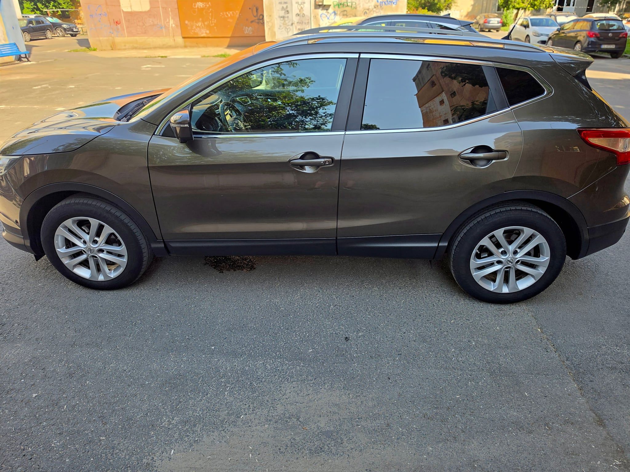 Vând Nissan Qashqai J11 1.6 DCI X-Tronic  TEKNA - 7