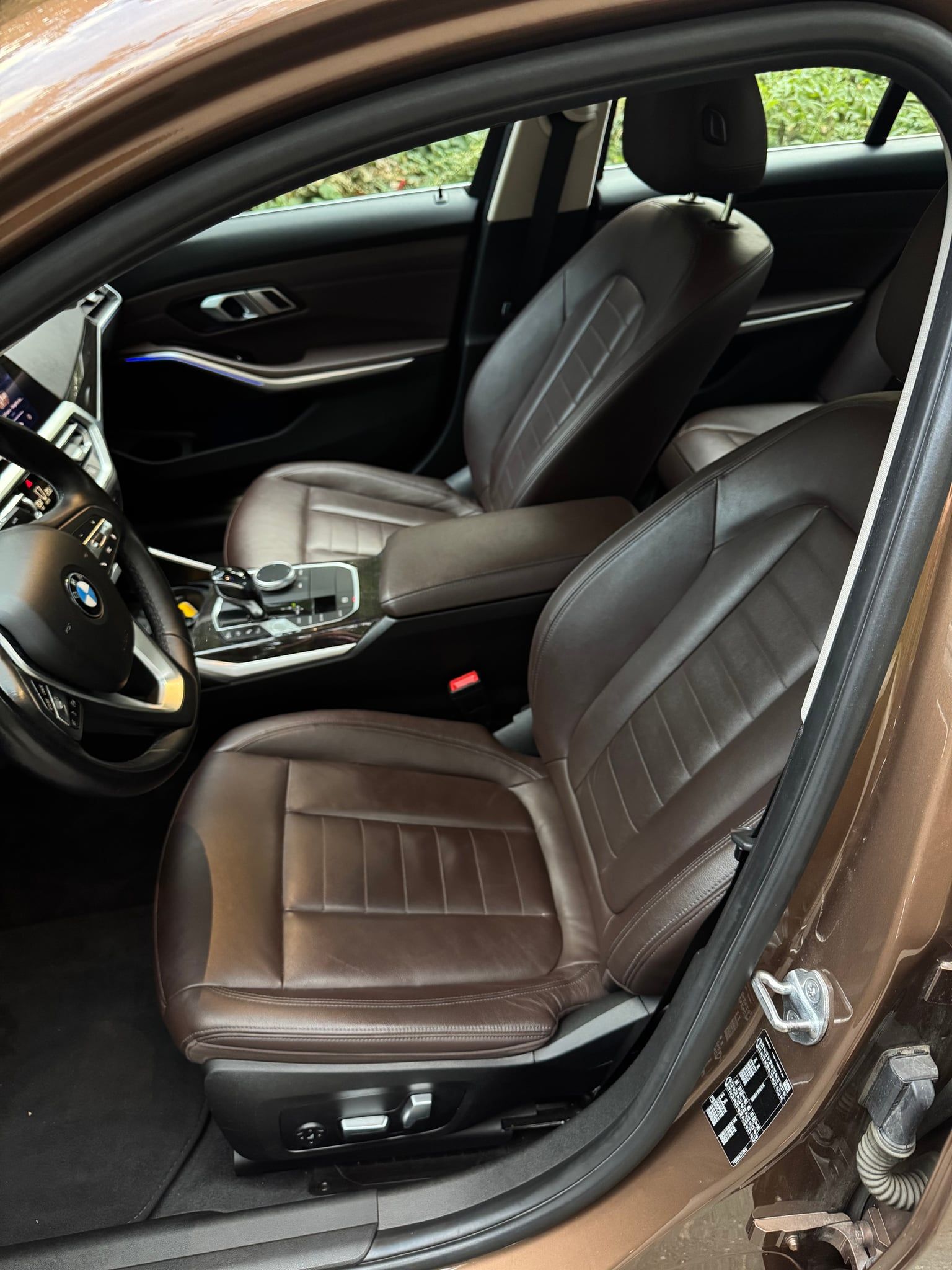 BMW Seria 3 G20 320i Luxury Line | 184 CP | Vermont Bronze Metallic | Vernasca Mocca | 360 | Keyless | 105.908 km - 5