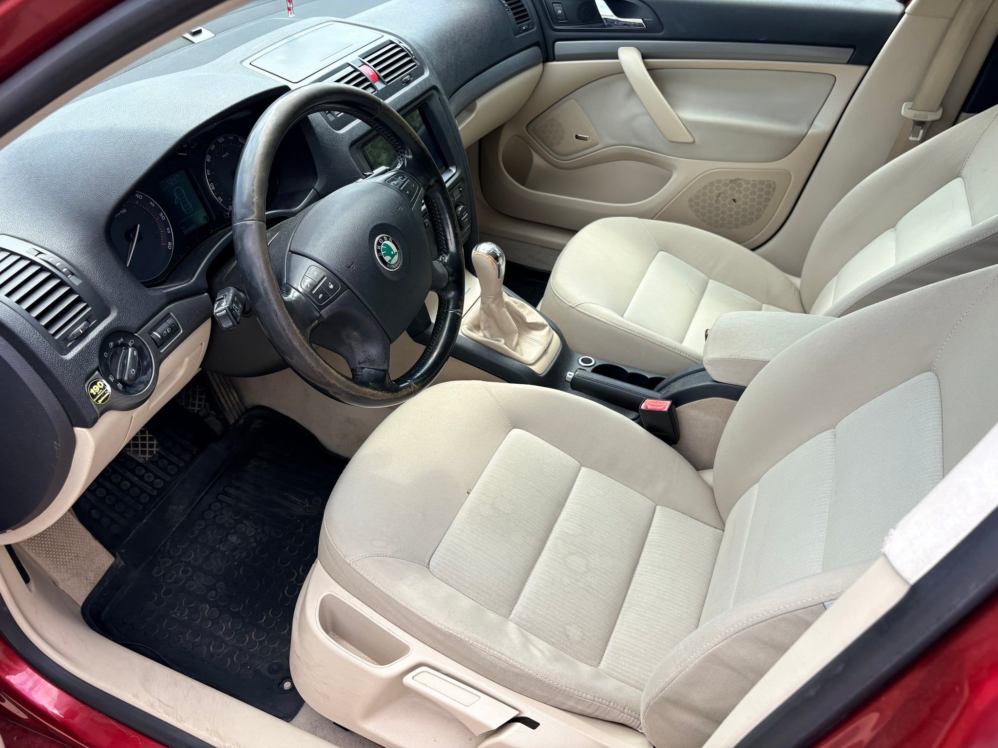 Skoda Octavia - 3