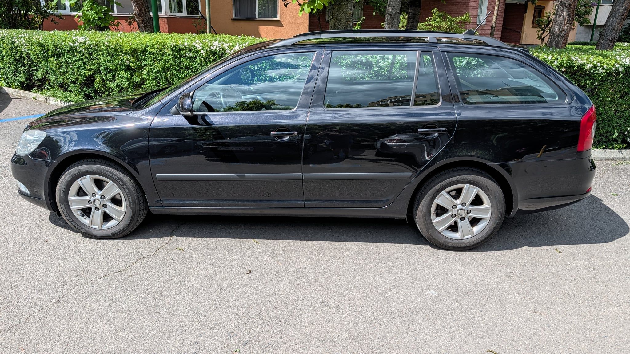 Skoda Octavia 2 FL 2.0 TDI - întreținută, anvelope noi V + I - 3