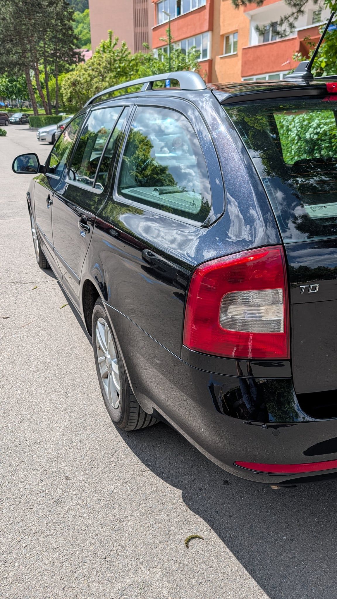 Skoda Octavia 2 FL 2.0 TDI - întreținută, anvelope noi V + I - 5