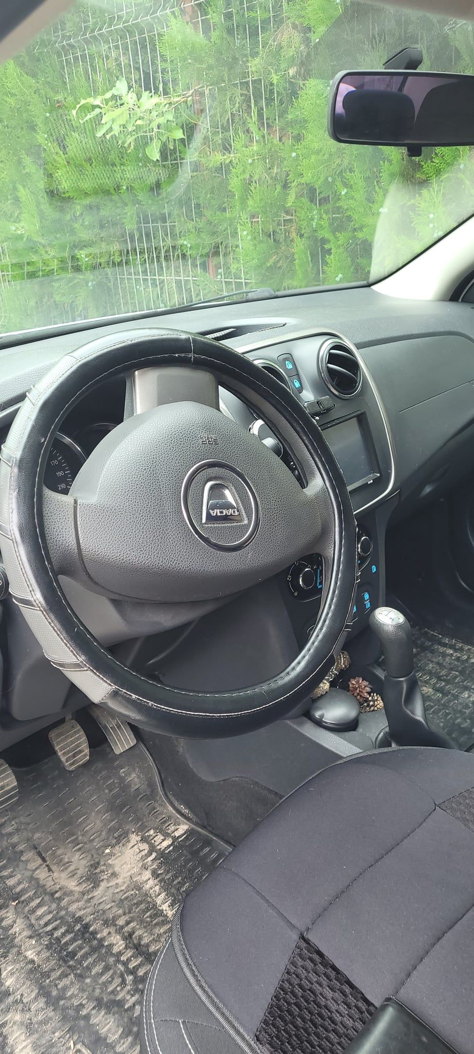 Dacia logan - 5