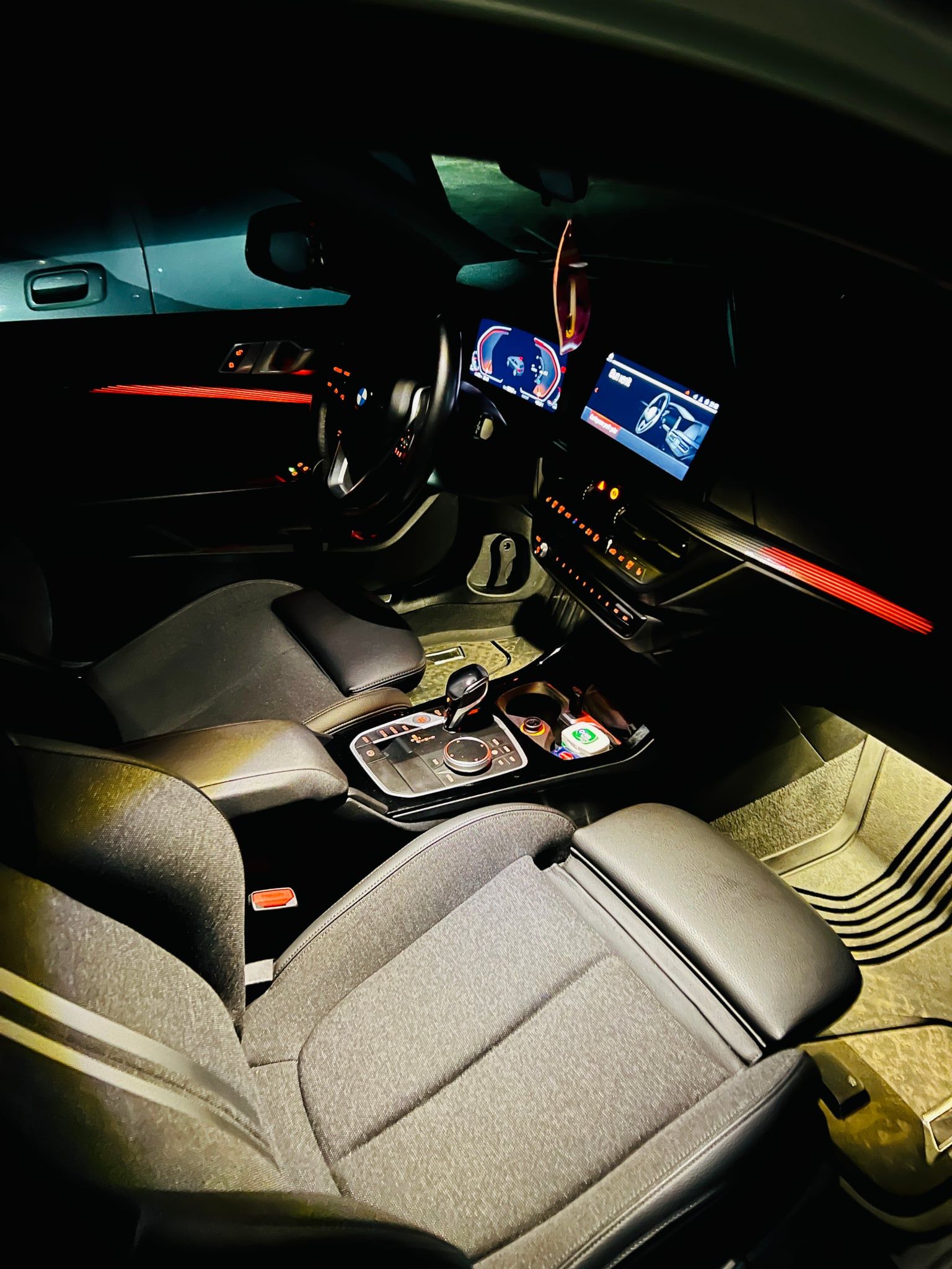 Vând BMW Seria 1 (F40) Sport Line — model 120d, automat, an fabricație 2021. - 10
