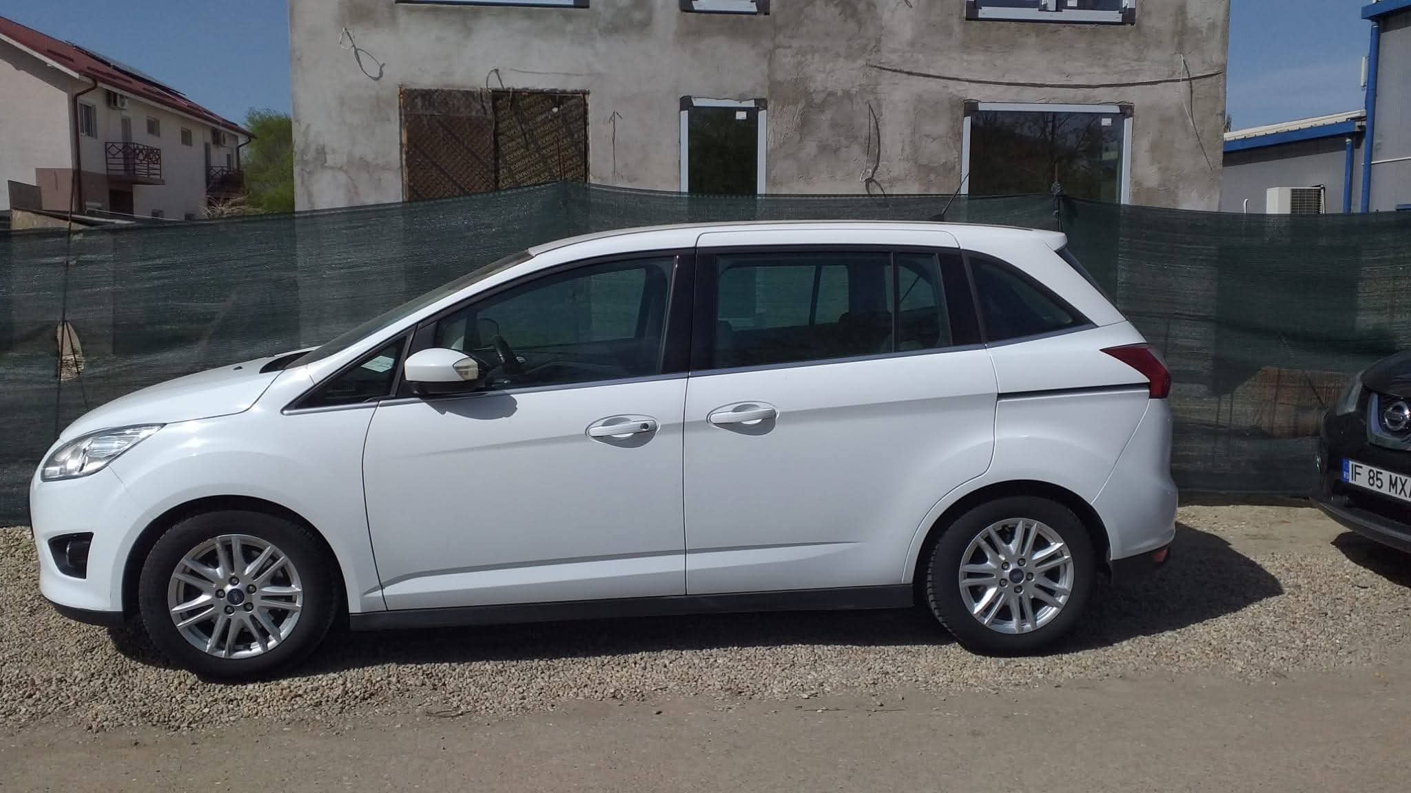 Ford Grand C Max - 3