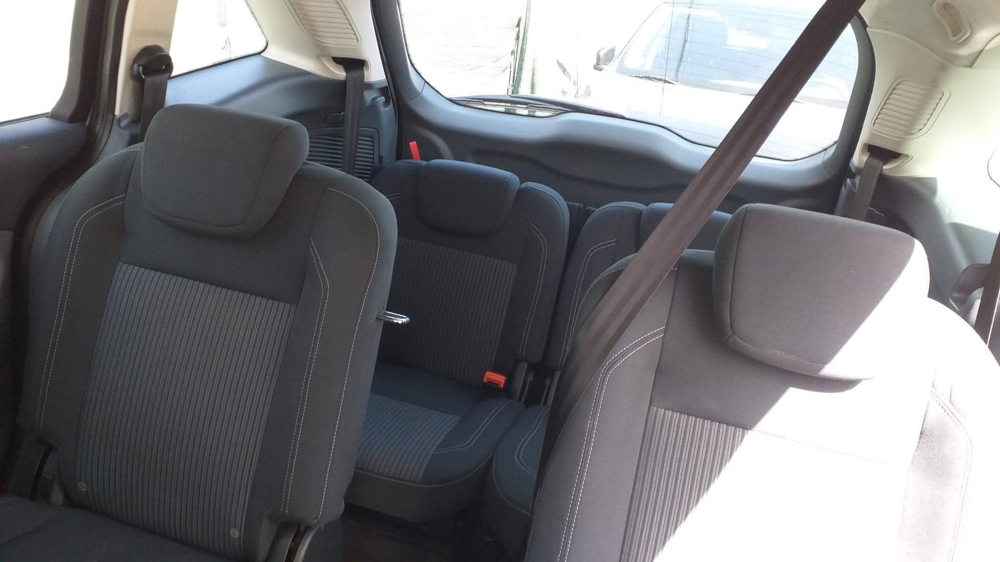 Ford Grand C Max - 8