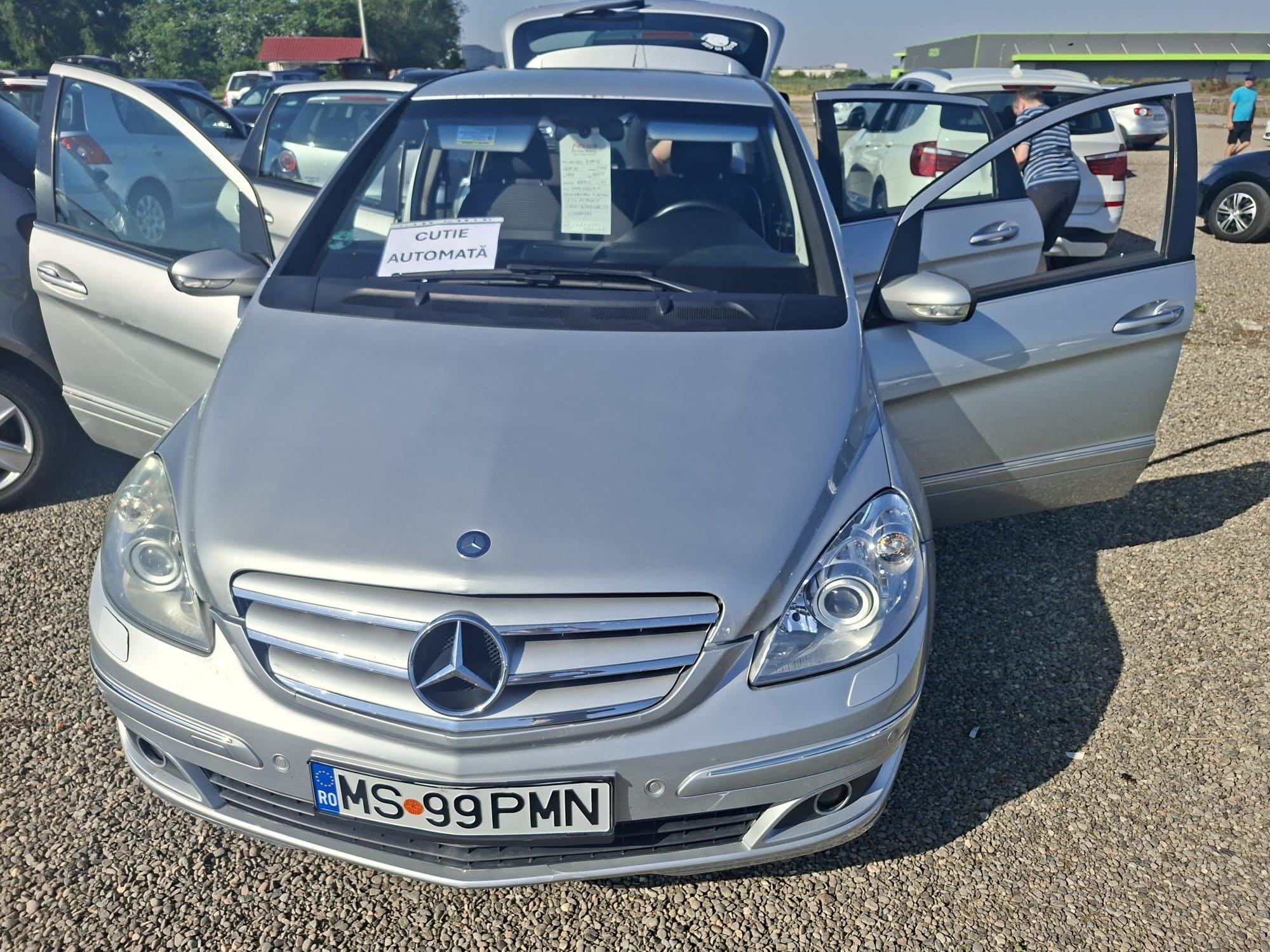 Mercedes  b class  200 - 12