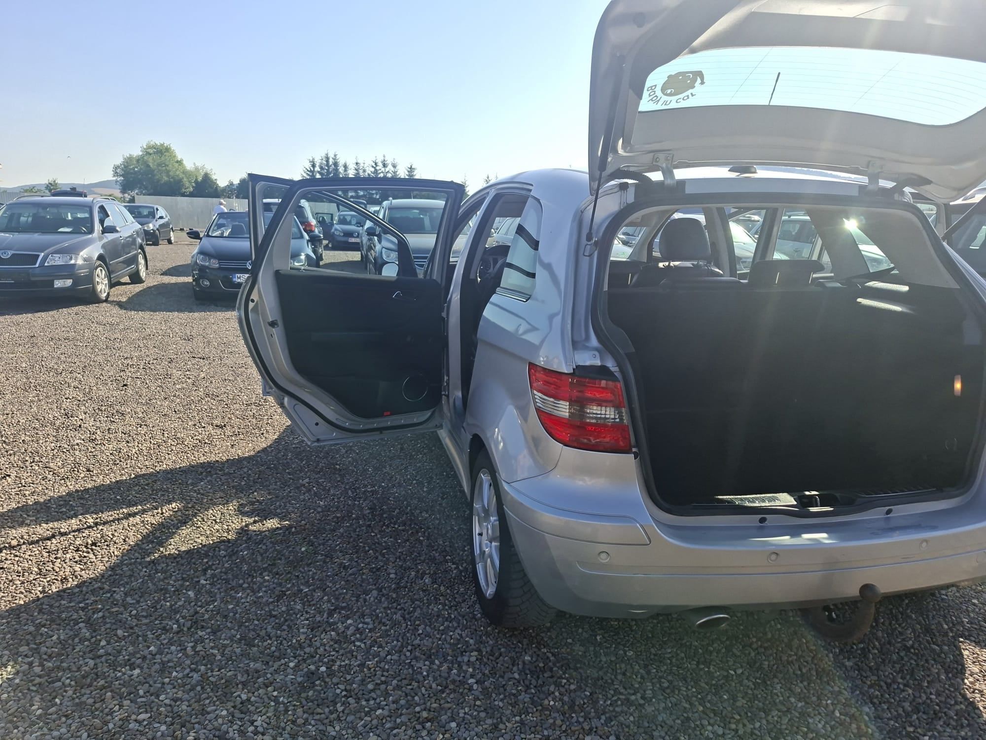 Mercedes  b class  200