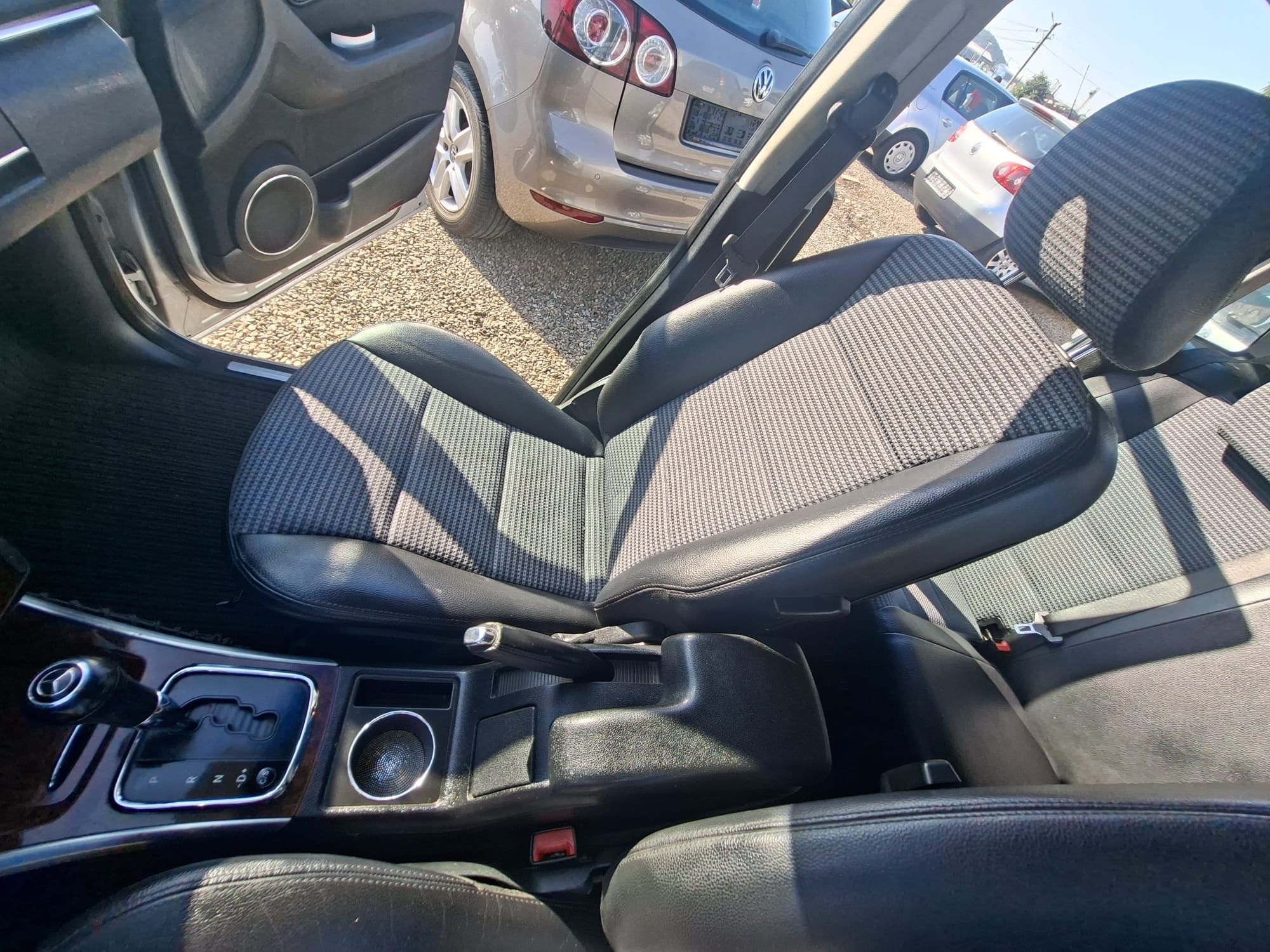Mercedes  b class  200 - 10