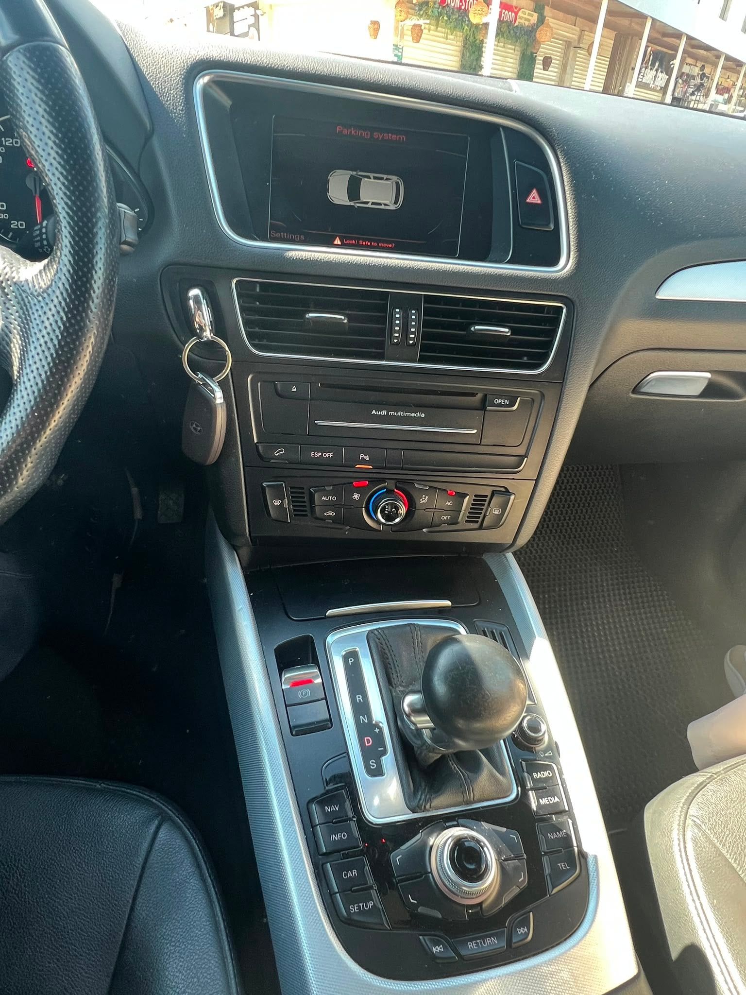 Audi Q5 2.0 TFSI Quattro ,2010 - 7