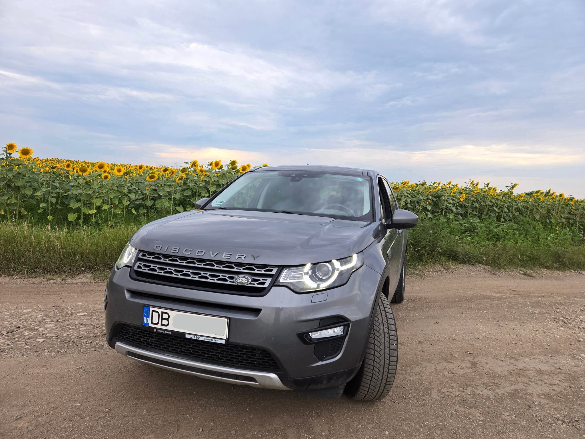Land Rover Discovery Sport 2015 | Înmatriculat RO | Factură cu TVA inclus | Seria VIN în poze | Vanzare directa sau Schimb cu Skoda Octavia break