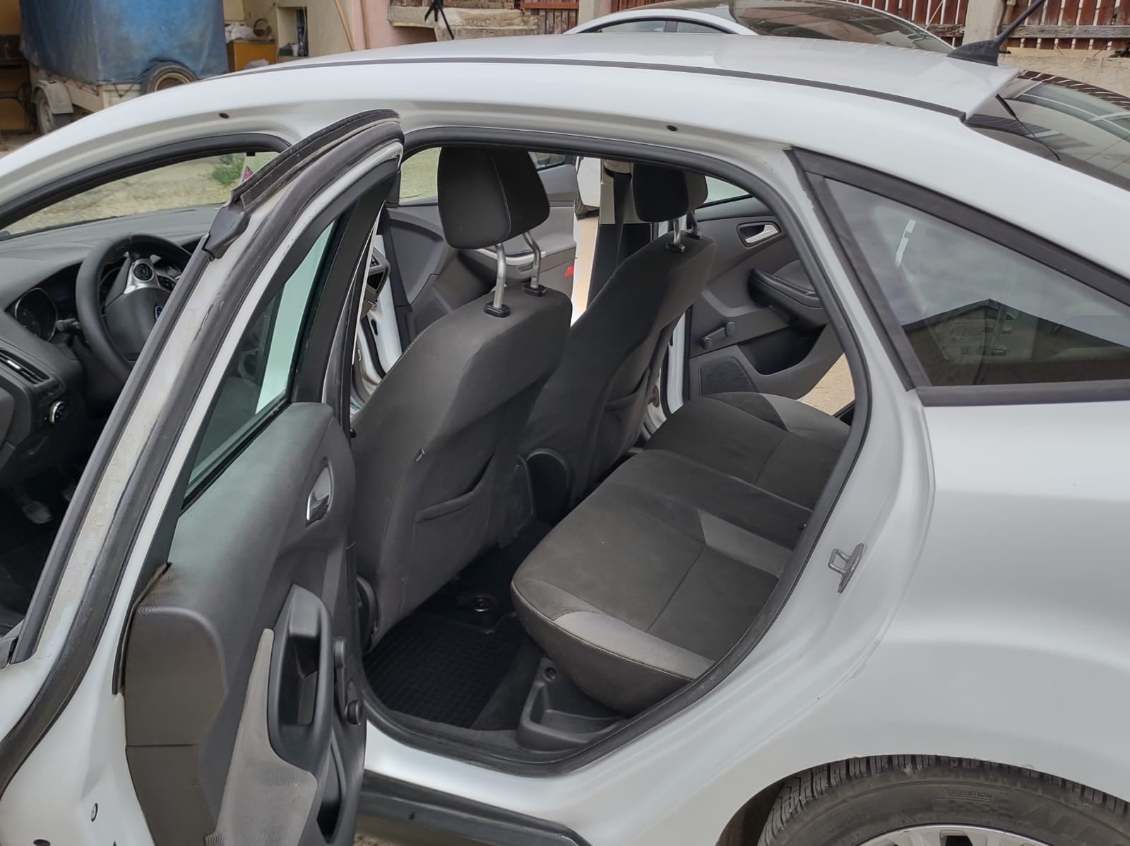 Ford Focus 2012 - 6