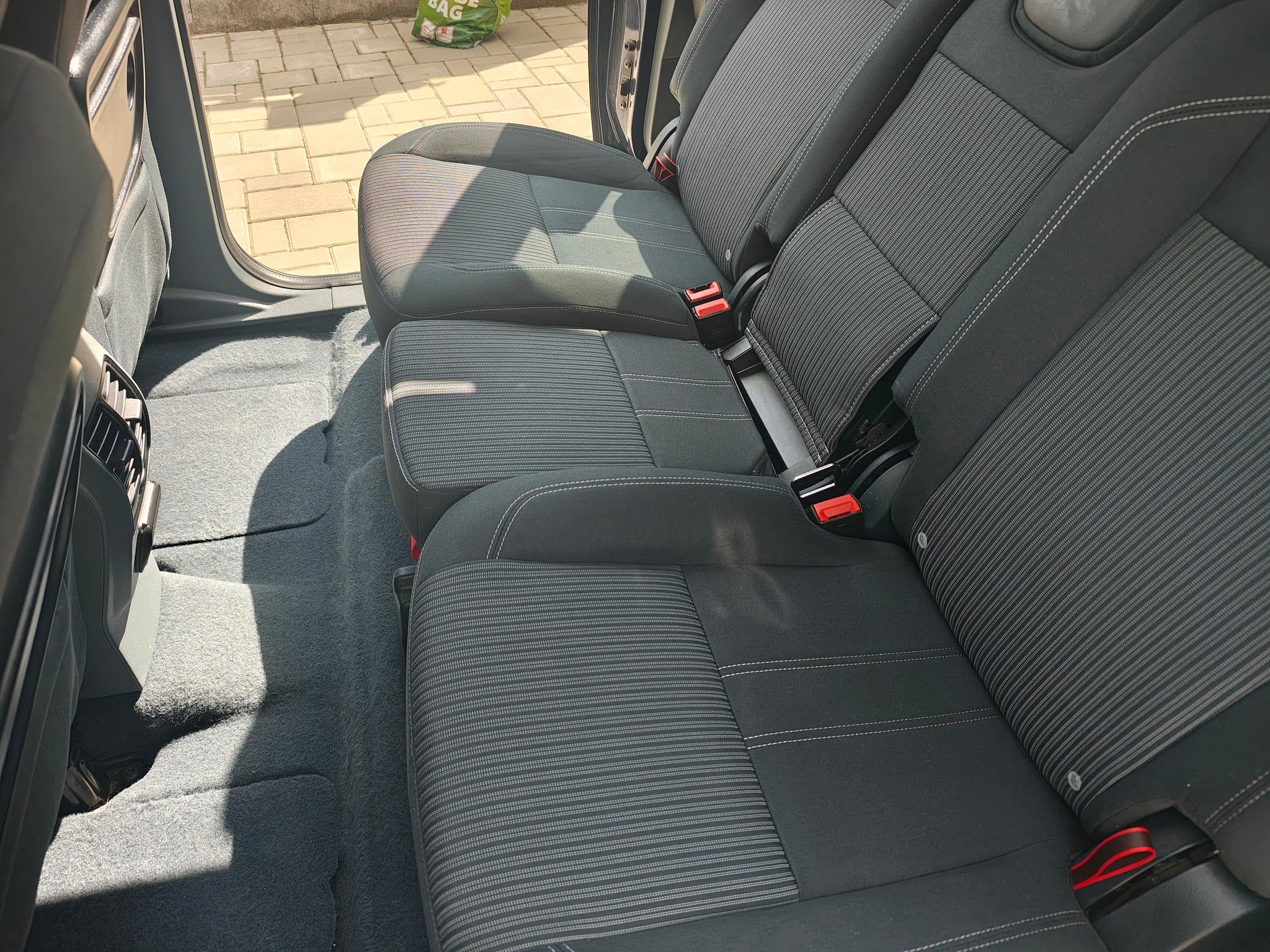 Ford focus grand c-max - 9