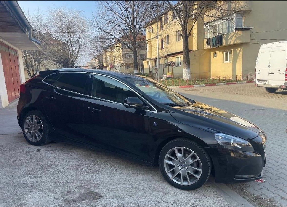 VOLVO V40 D2 (ocean race) 2016