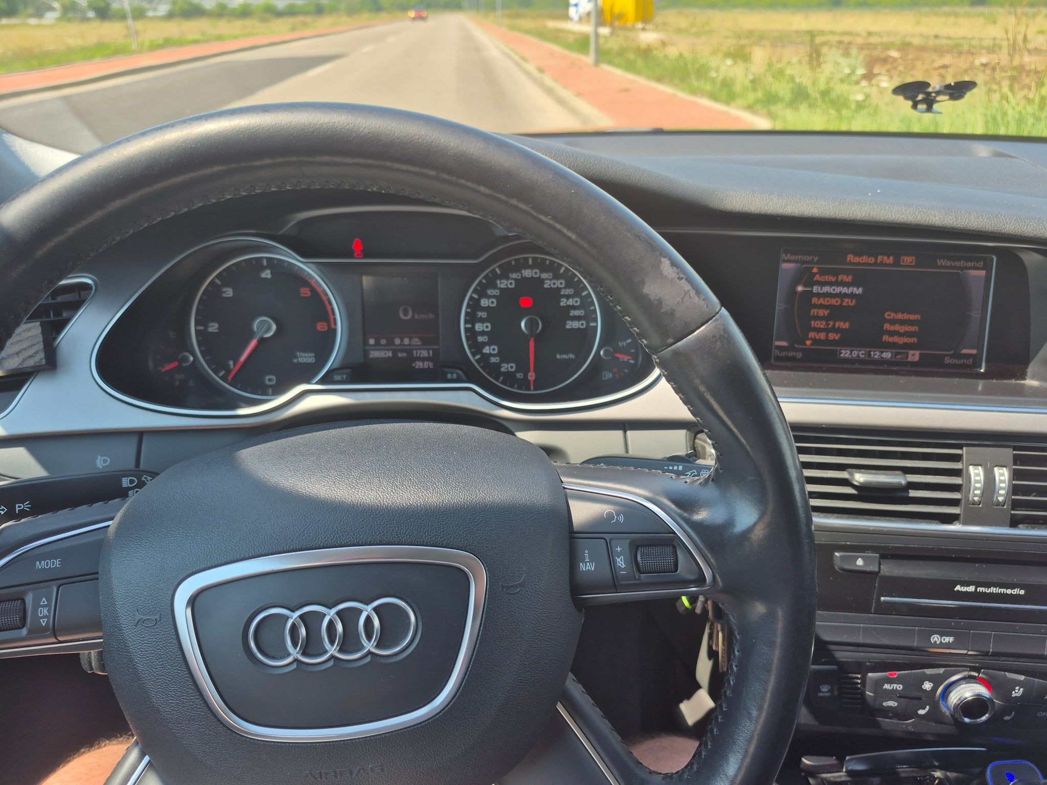 Audi A4 - 2013 - 299000 km - URGENT - 8