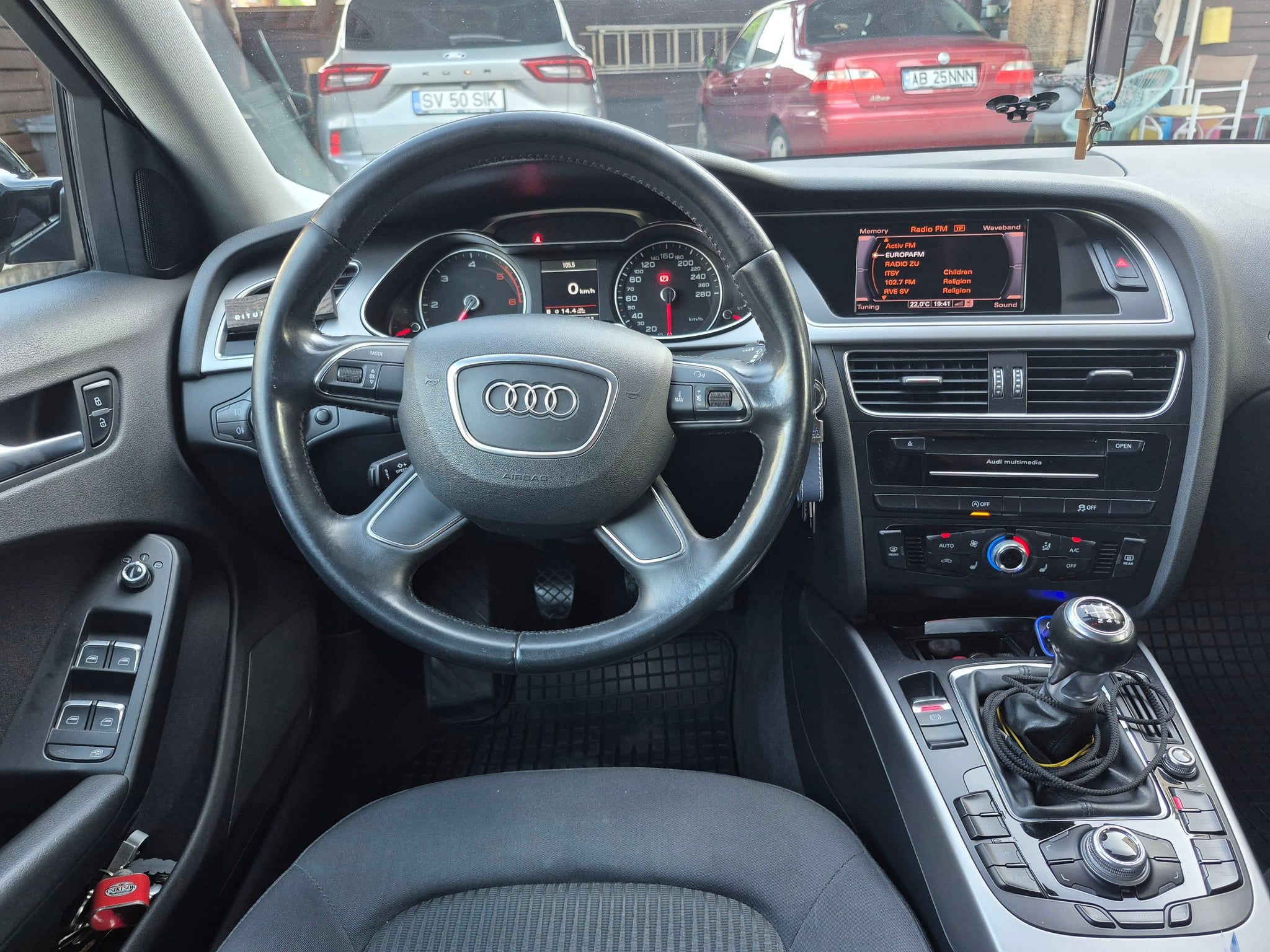 Audi A4 - 2013 - 299000 km - URGENT - 11
