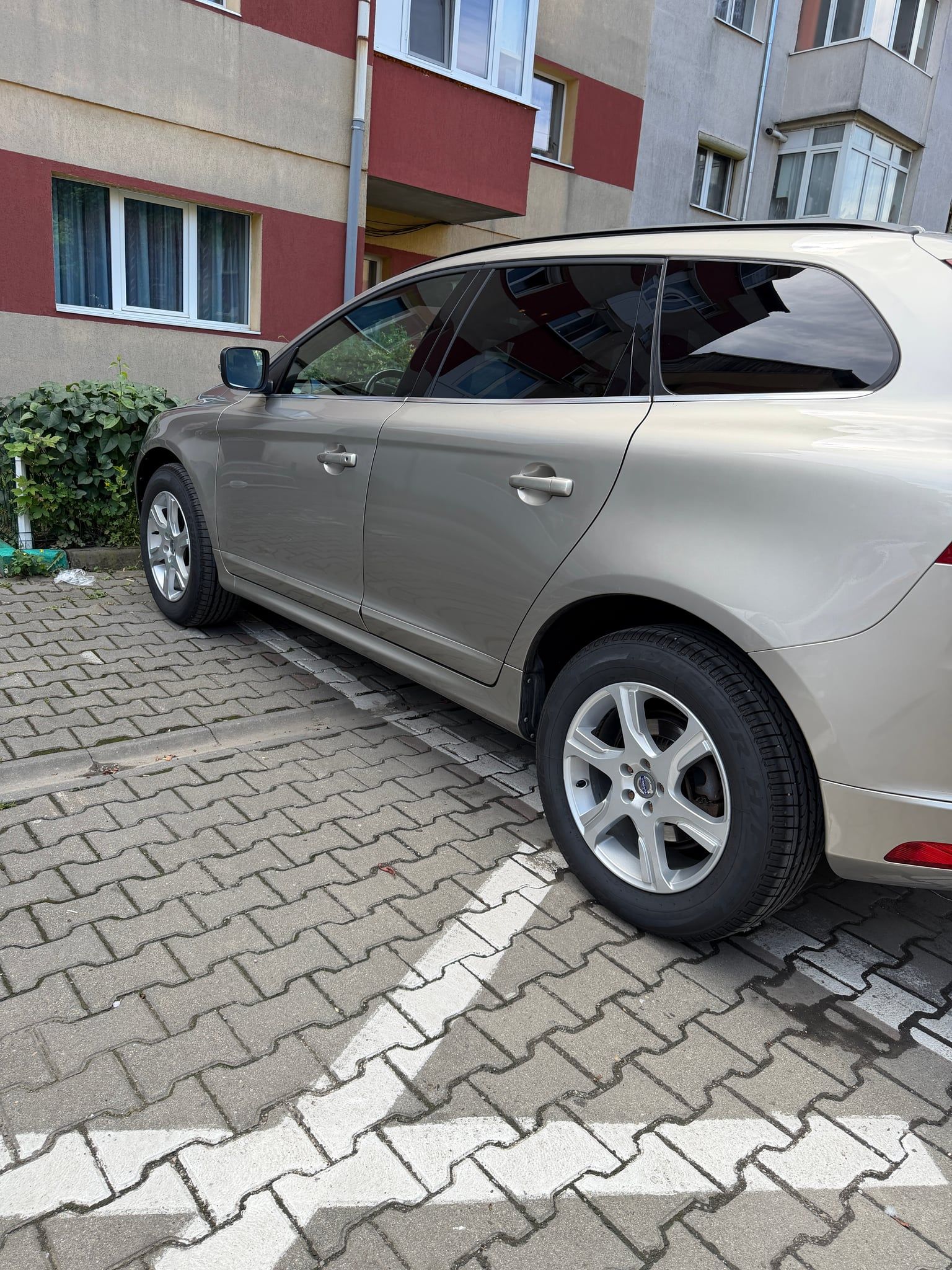 Volvo XC60 - 2