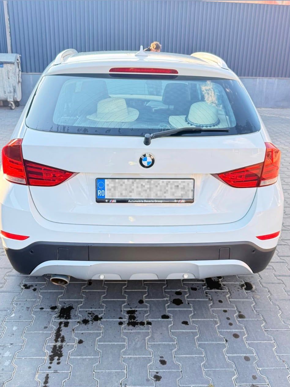 BMW X1 X DRIVE - 11