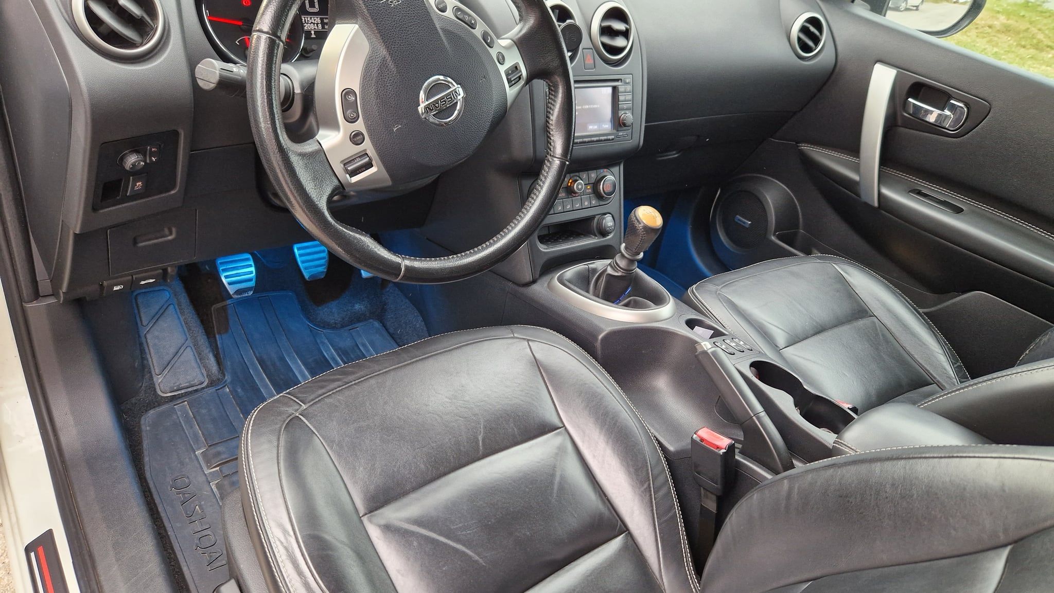 Nissan Qashqai model Tekna, Navi, Xenon, Piele  - 6