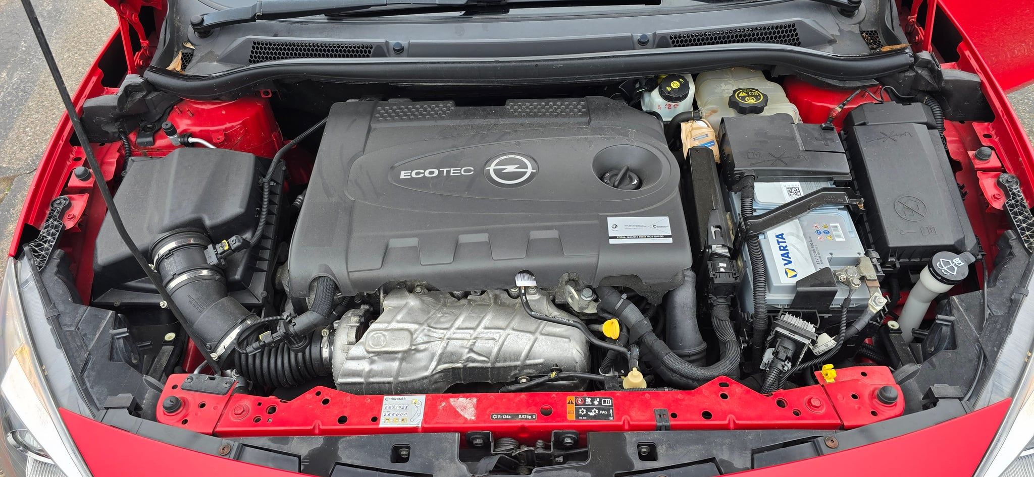 Opel Astra J GTC - 9