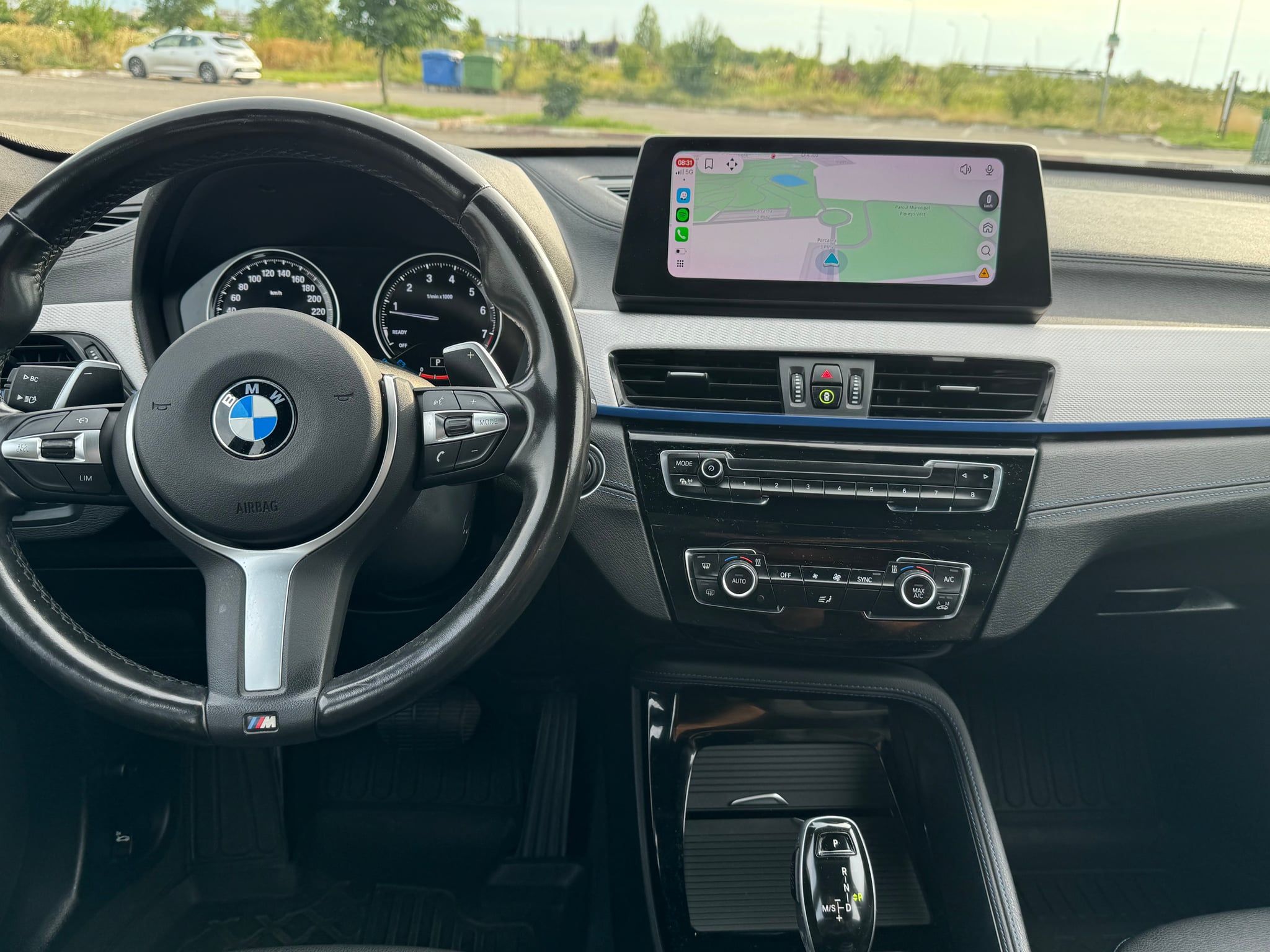 BMW X1 sDrive 20i AT M Sport - 13