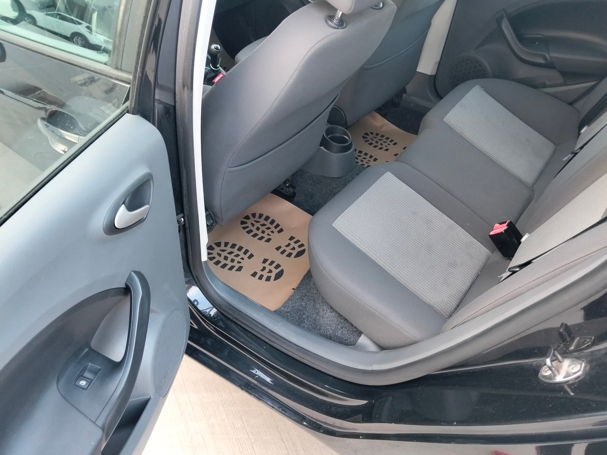 Seat Ibiza 2011 - 13