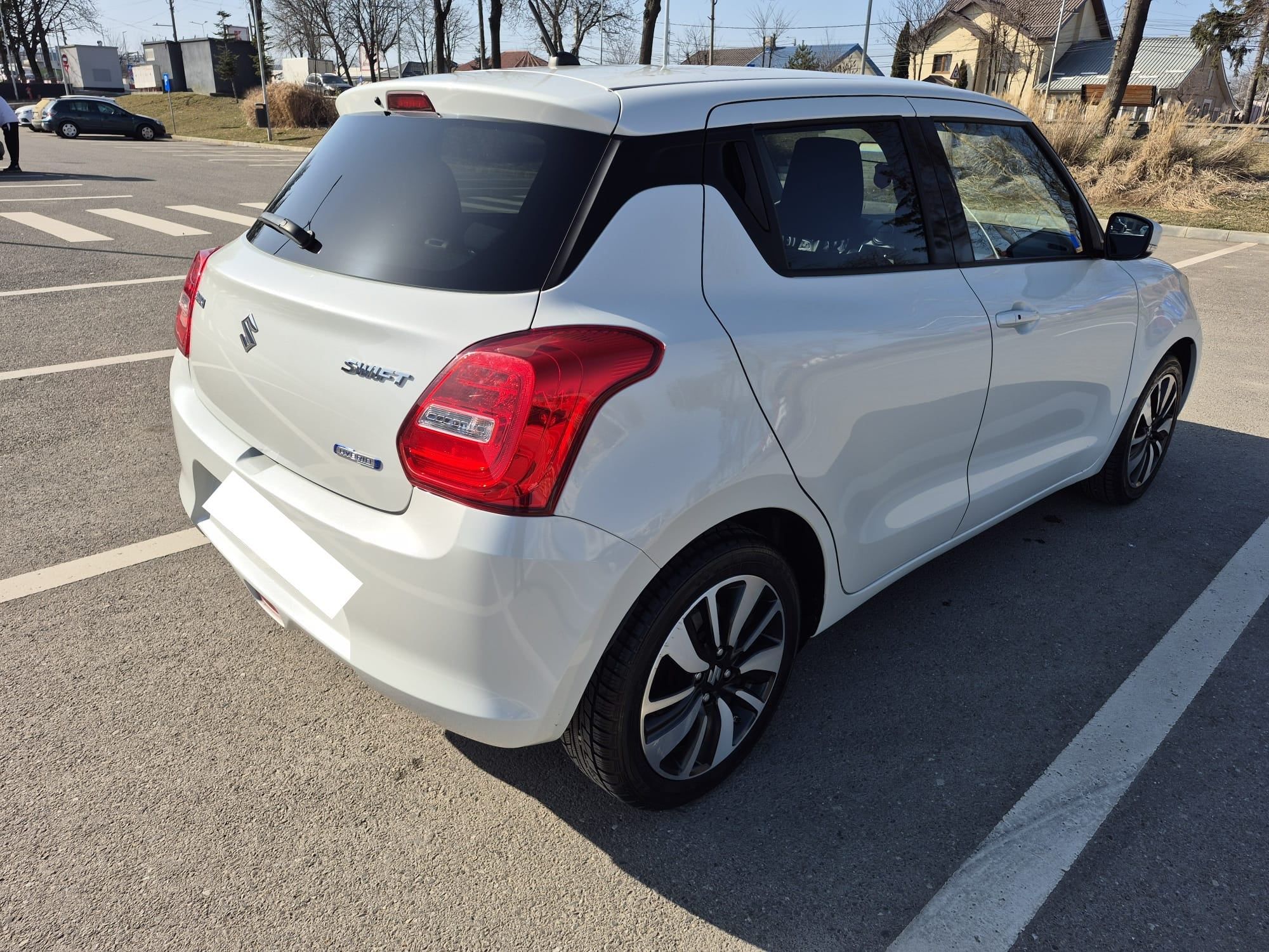 Vand auto Suzuki Swift M-Hybrid 1.2 Spirit - 2
