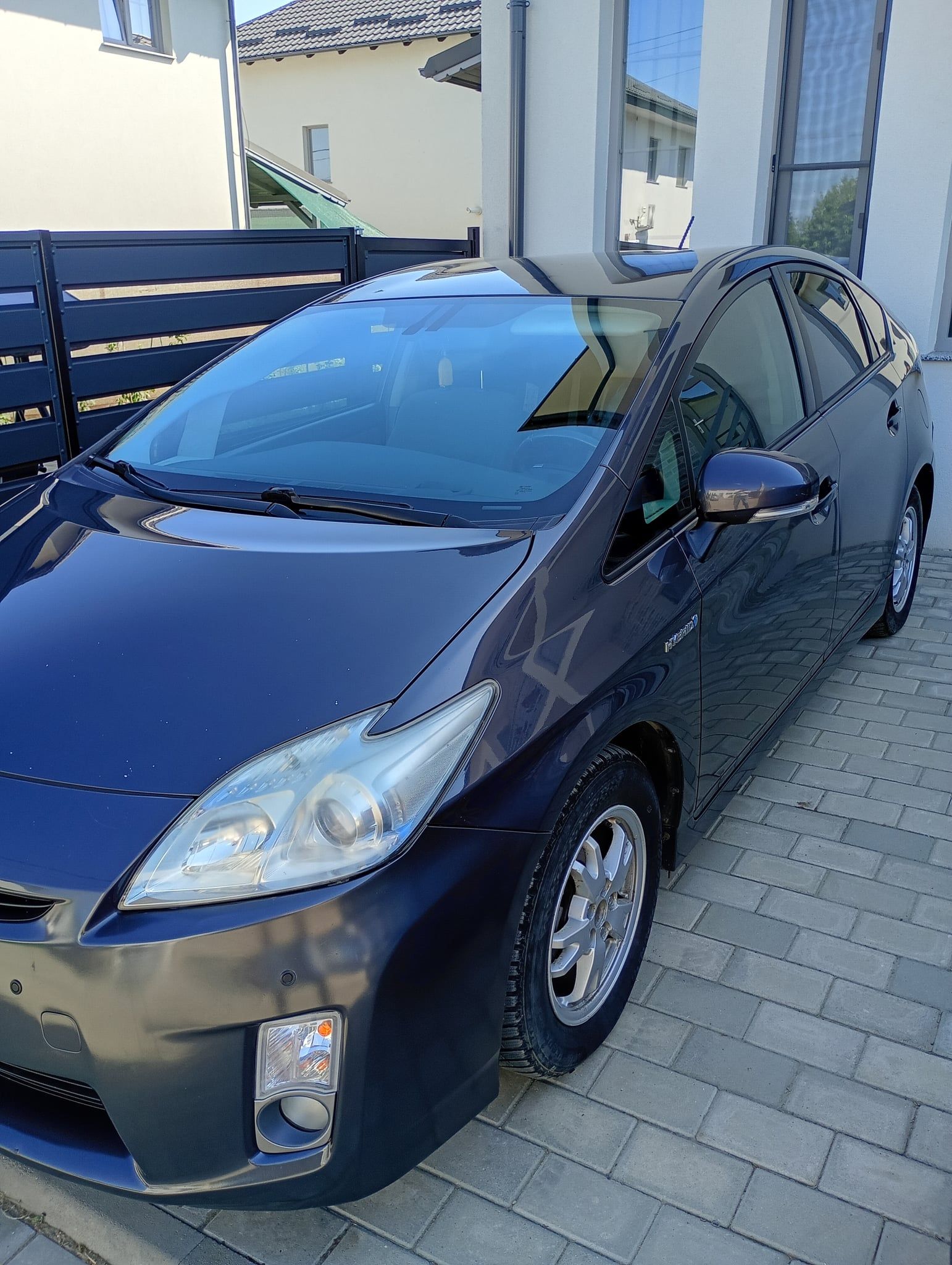 Toyota Prius 3