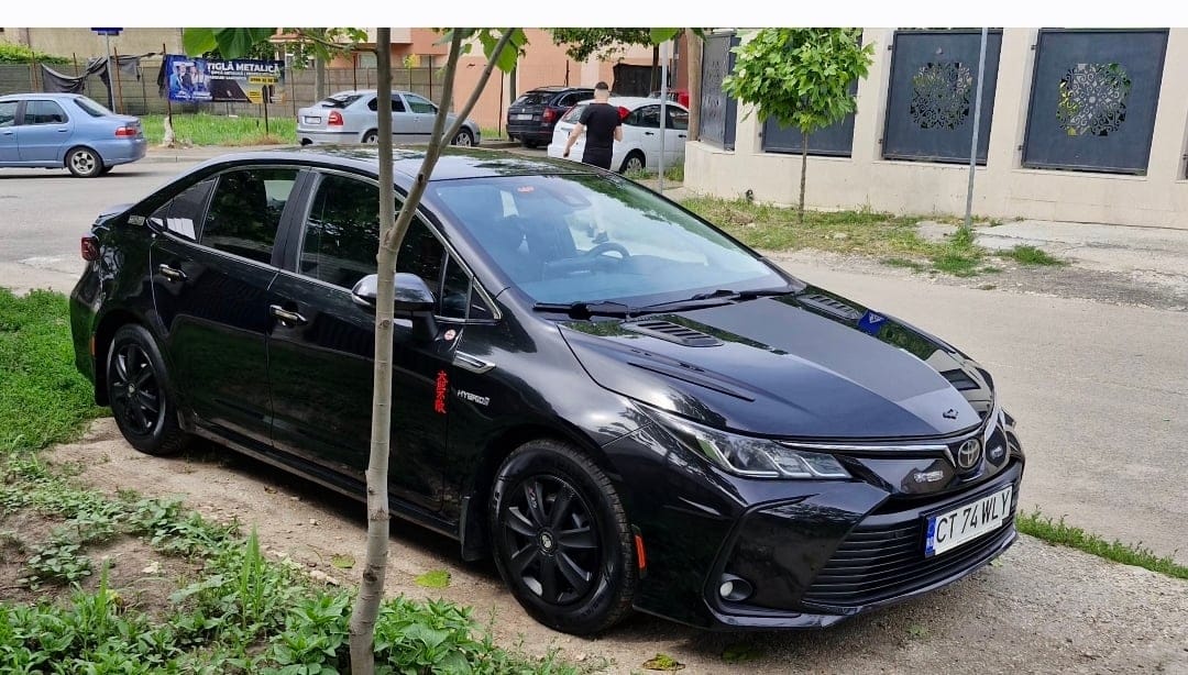 Toyota Corolla 1,6 benzina + GPL