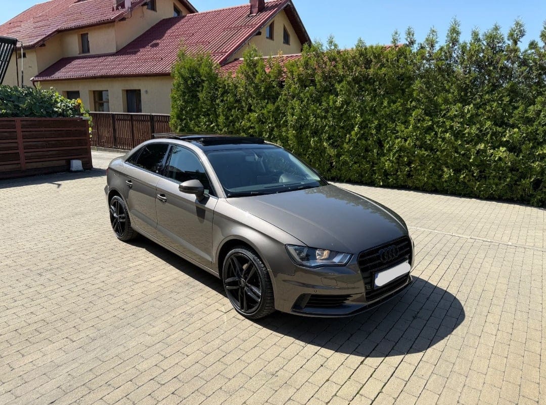 Audi A3 S-line 2015, 1.6 tdi, limuzina - 2