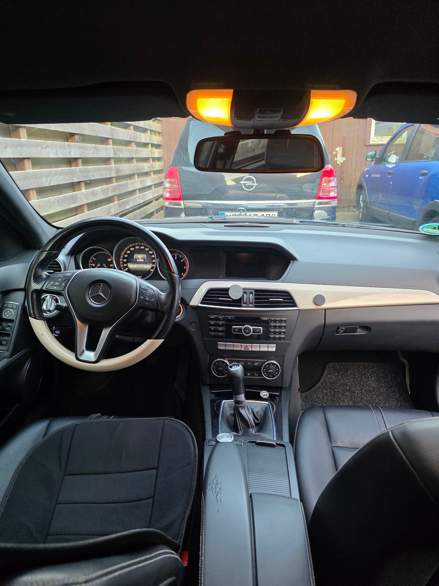 Mercedes c200 w204 din anul 2013 - 7