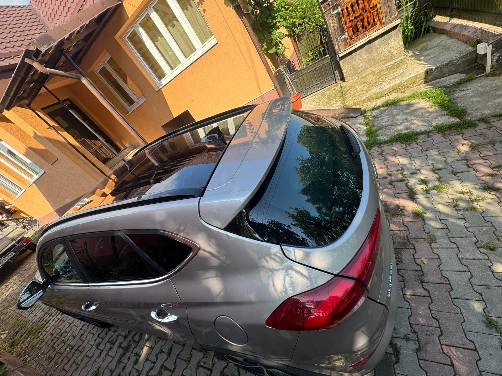 Hyundai Tucson 1.6 T-GDI TLE 4WD  7DCT Luxury / Premium 1.6 benzină 177 CP Euro 6 | Automat - 12