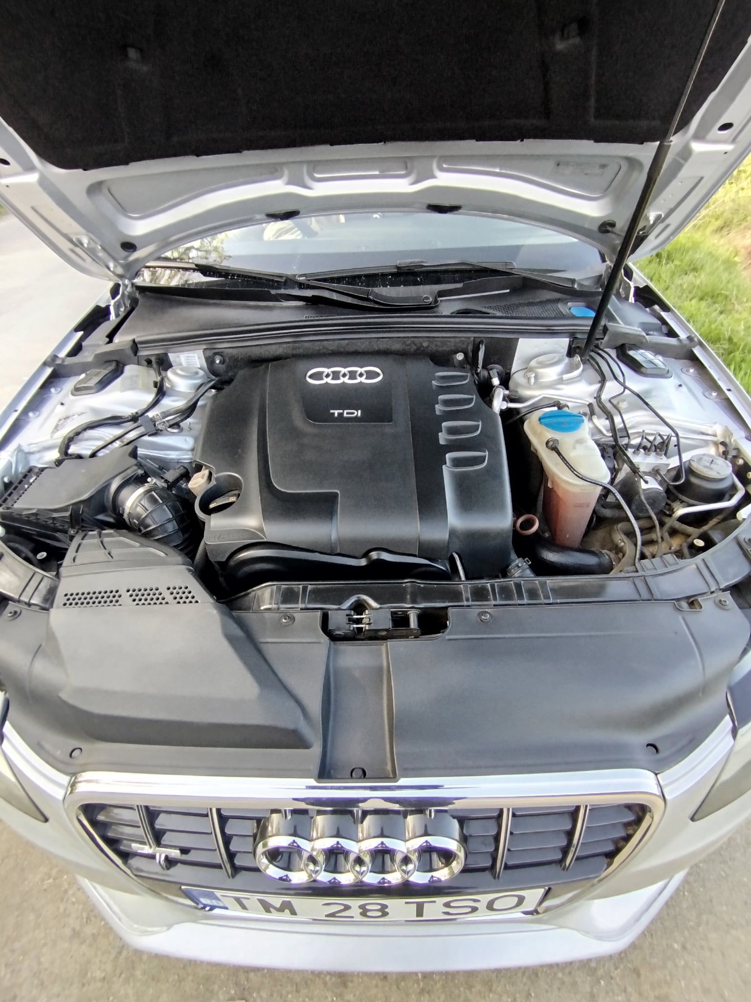 Audi se vinde A4b8  - 4