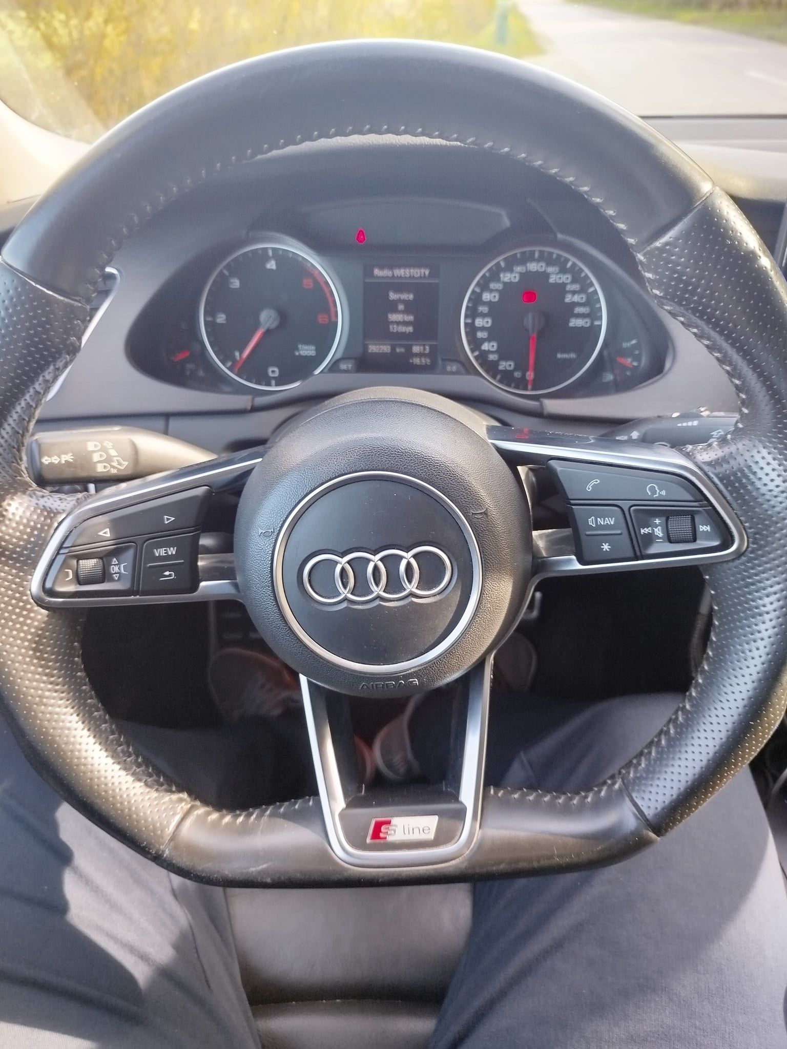 Audi se vinde A4b8  - 9