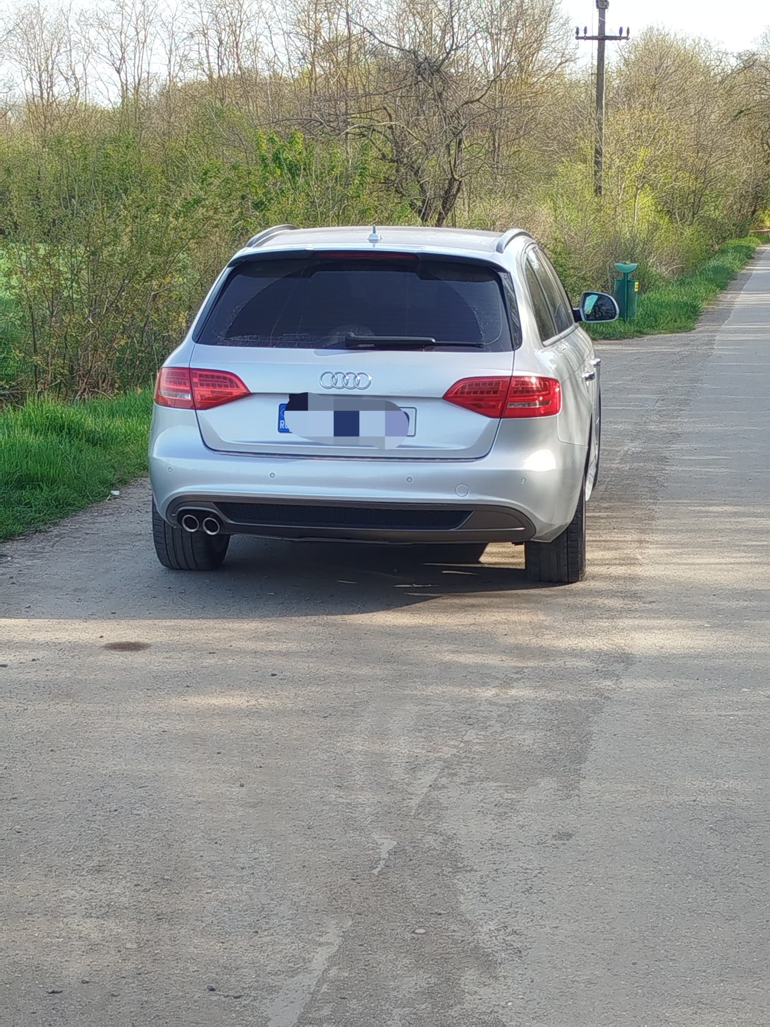 Audi se vinde A4b8  - 2