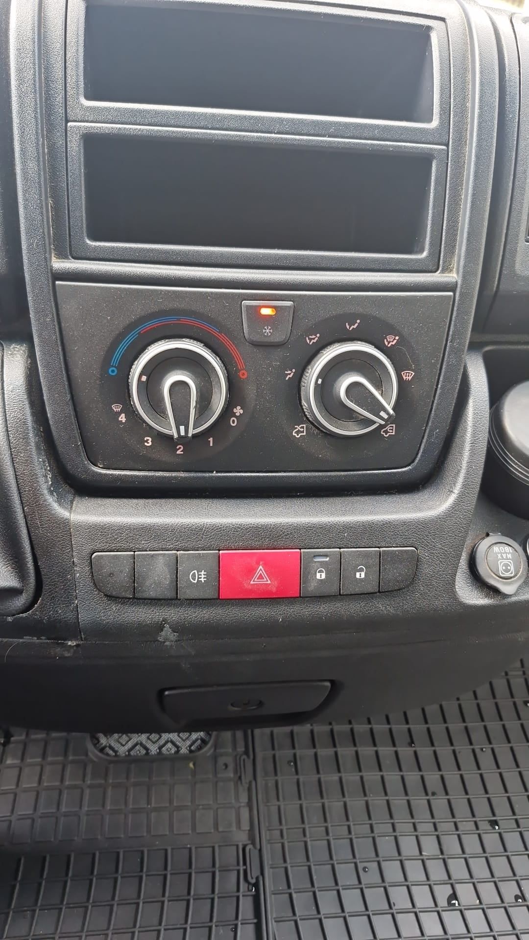 De vanzare Peugeot Boxer in stare buna de funcționare  - 3