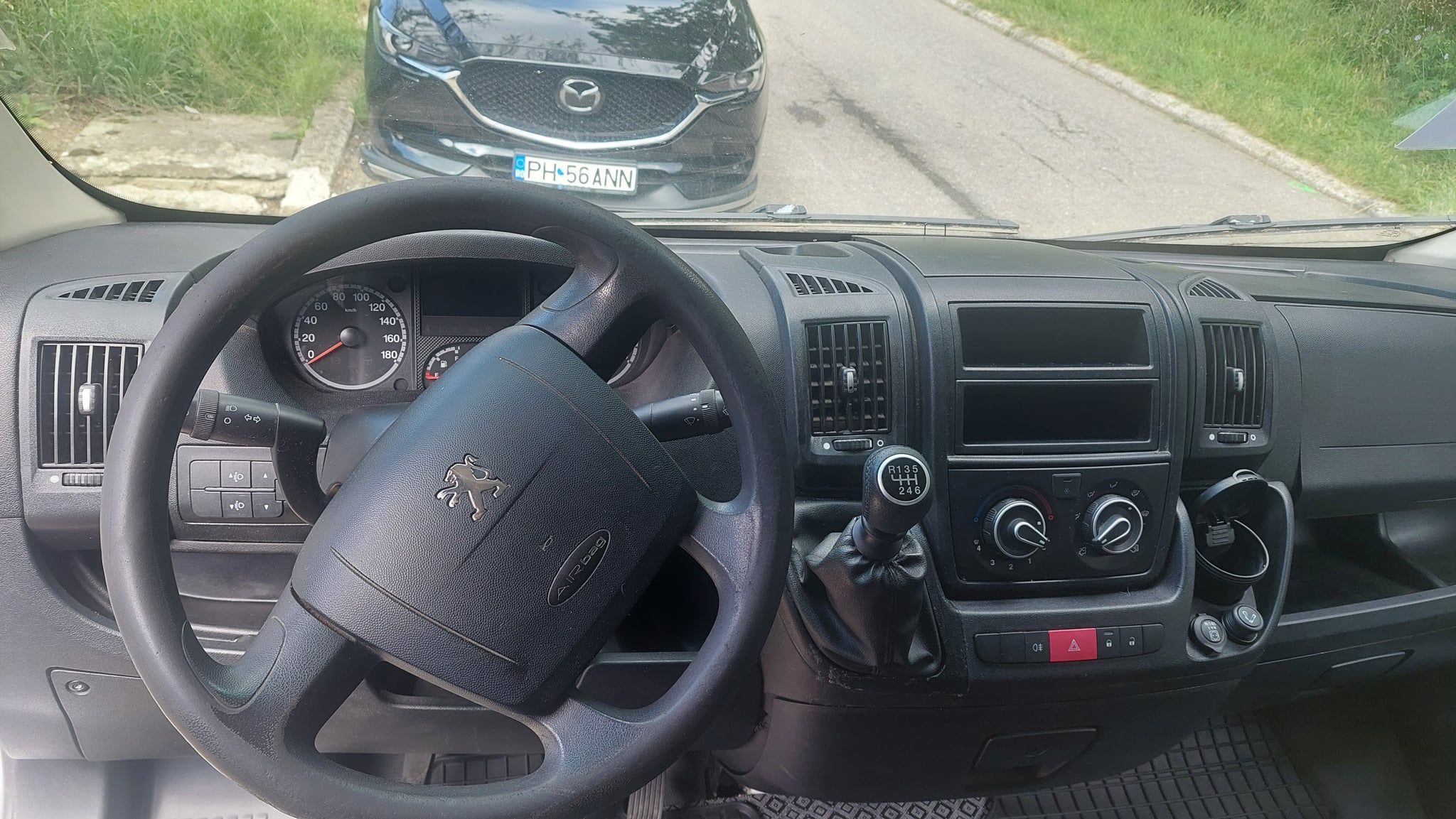 De vanzare Peugeot Boxer in stare buna de funcționare  - 5