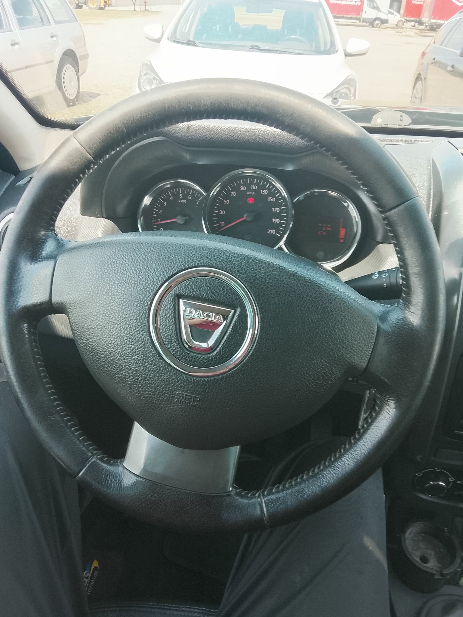 Vind Dacia Duster 1.2benzina - 8