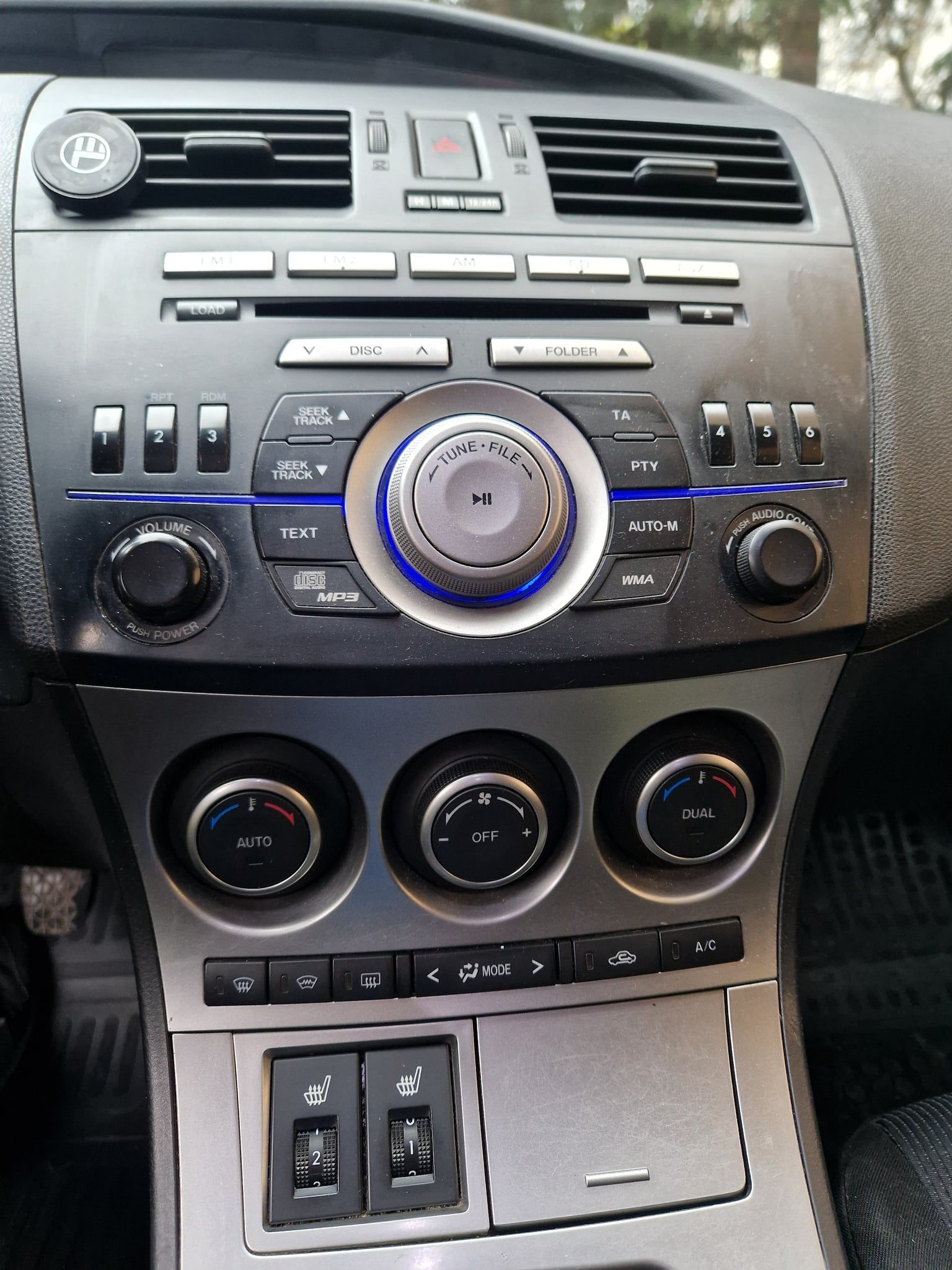 Mazda 3 - 5