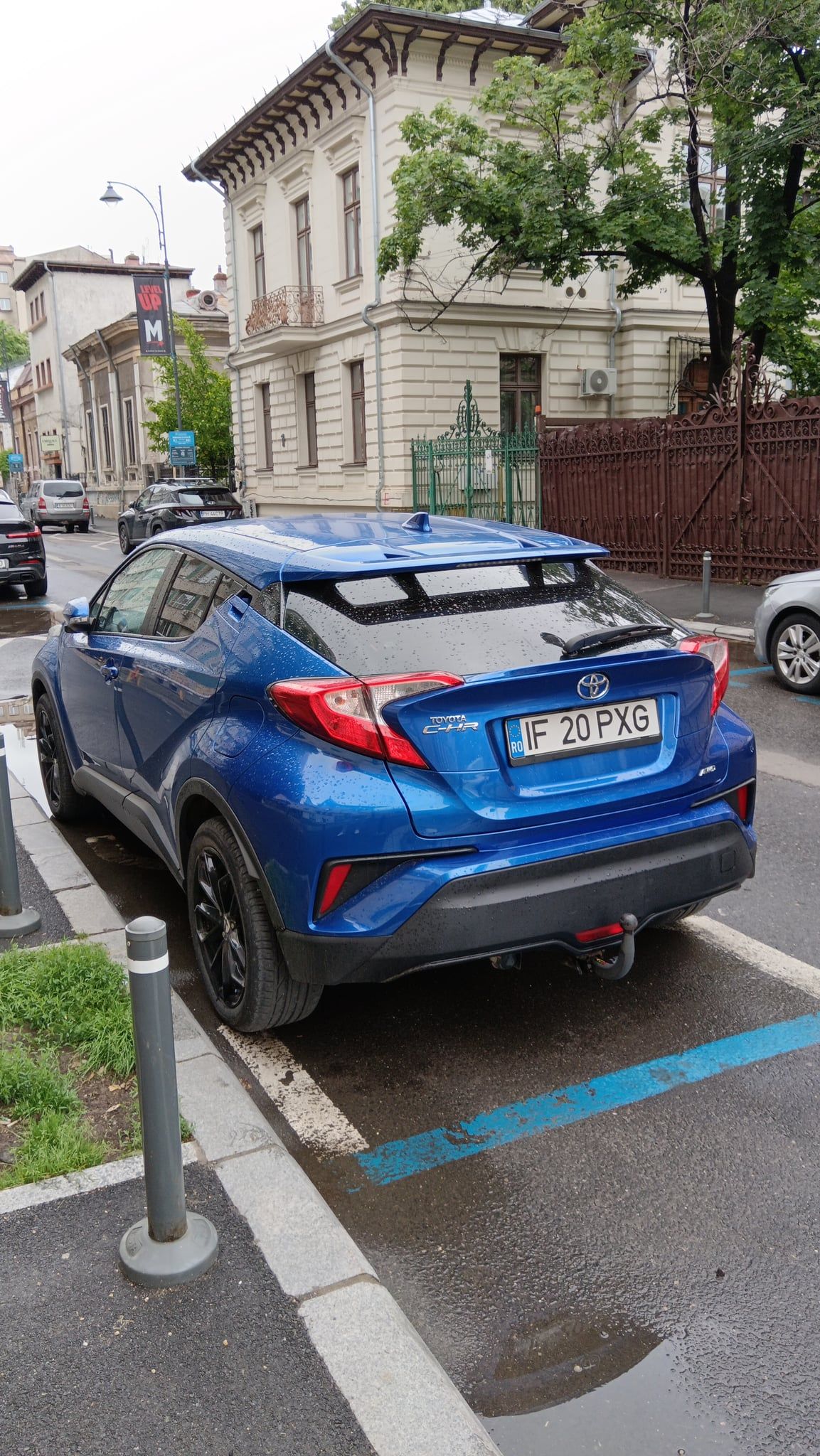 Vând Toyota C-HR - 4