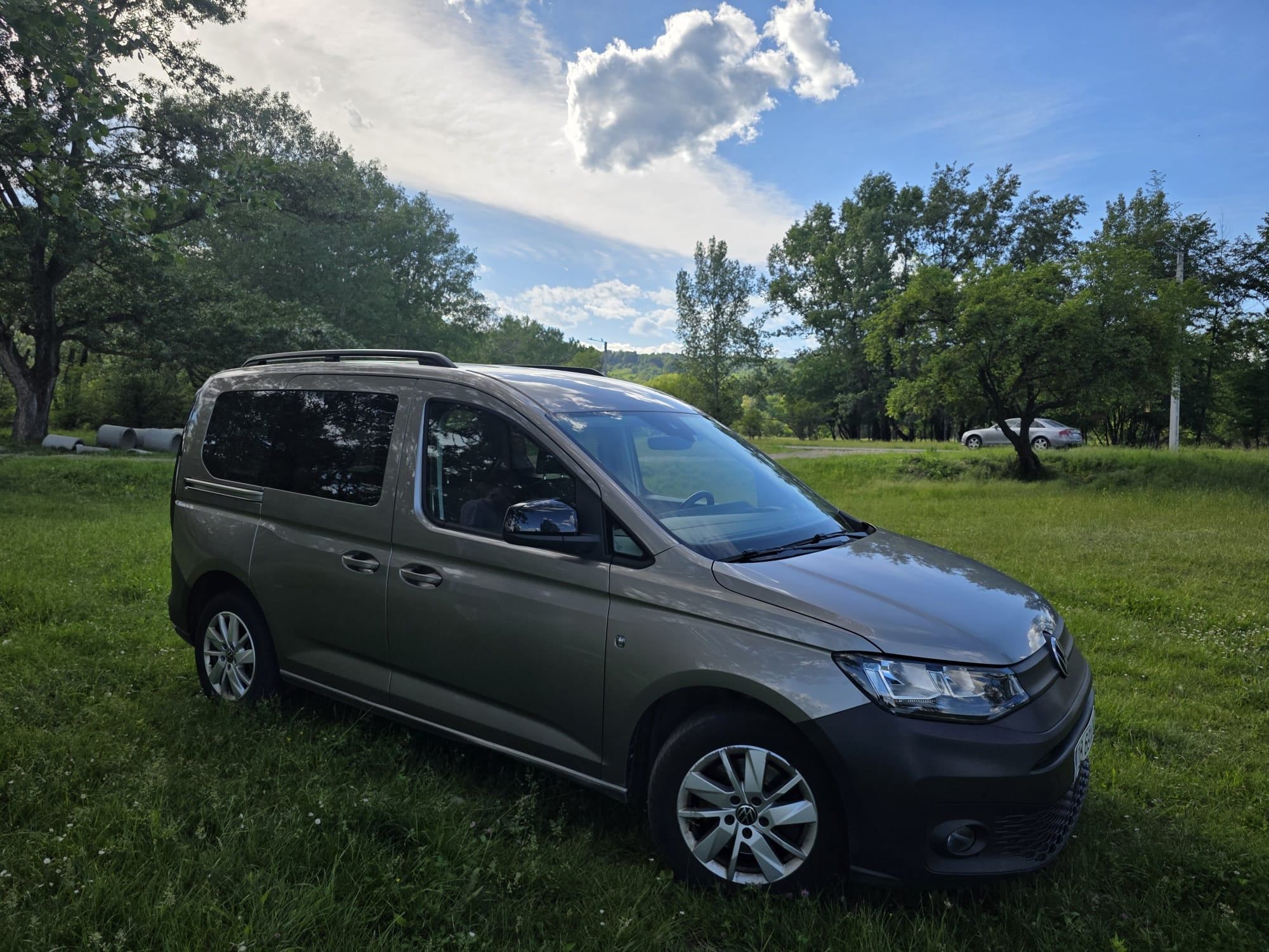 Vând VW Caddy stare excelentă, cv automată, 110.000 km