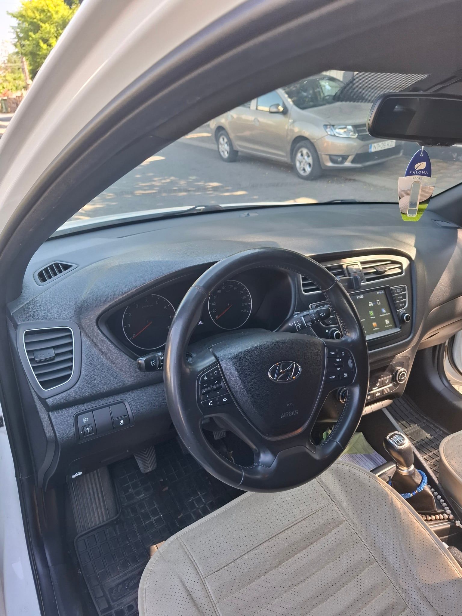 HYUNDAI I20 - 4
