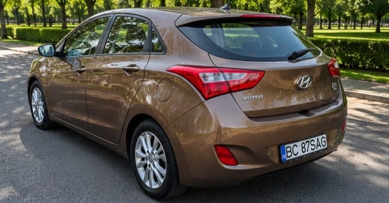 Hyundai i30 - 2013 - Motor 1.6 Diesel - 128 cp - E5 - Stare foarte buna - 3
