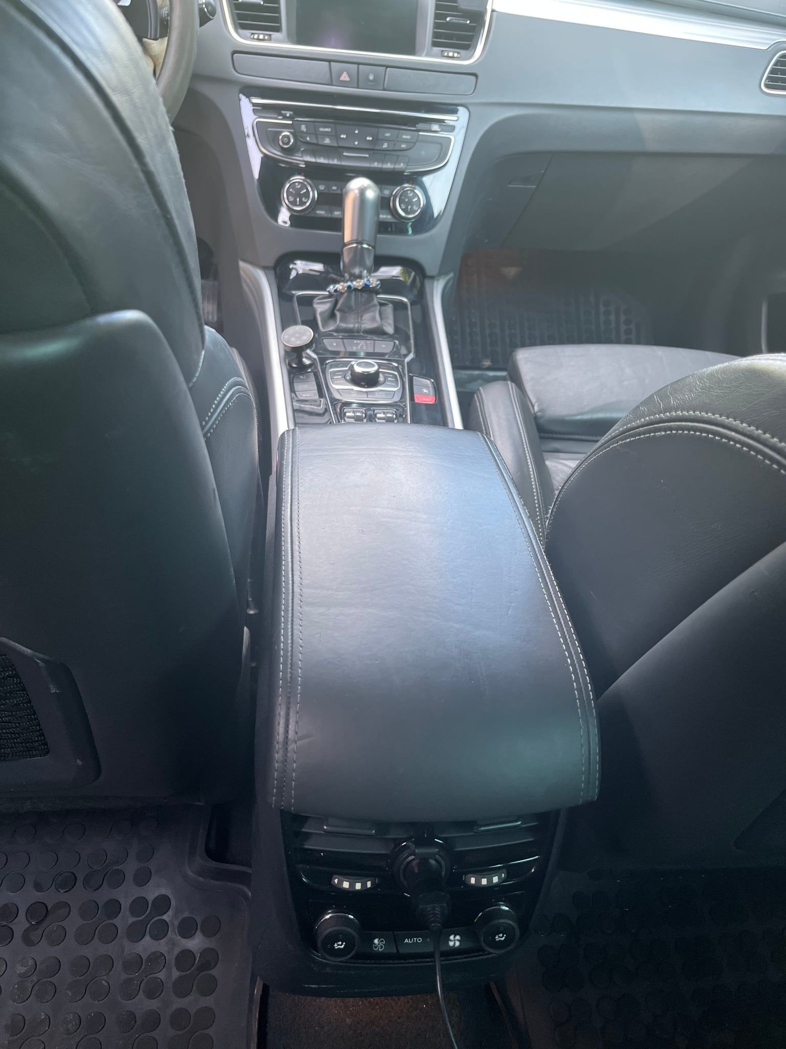 Peugeot 508 SW 2011 - 6
