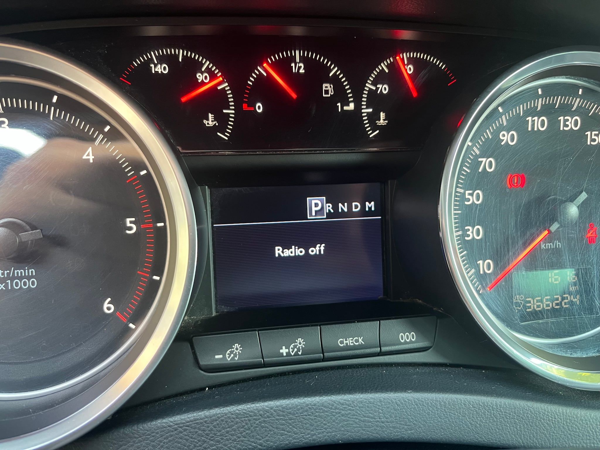 Peugeot 508 SW 2011 - 13