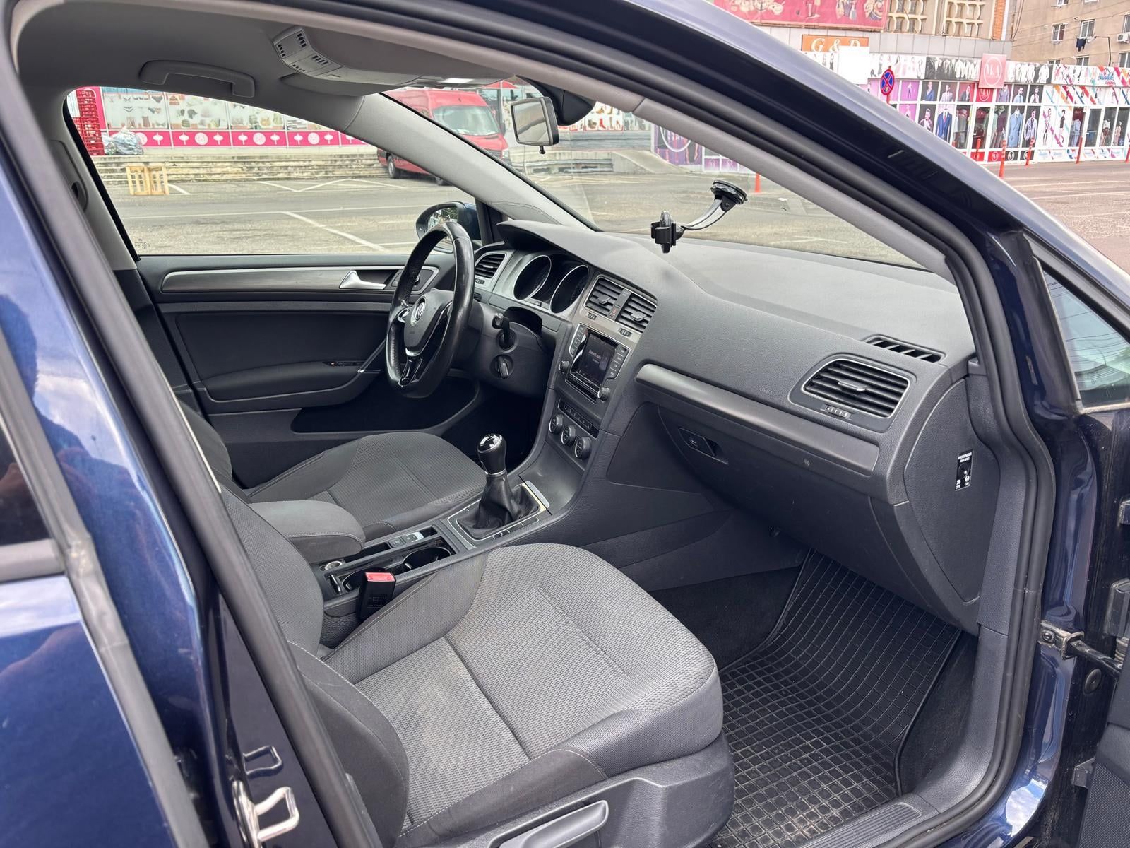 VW Golf 7 - 8